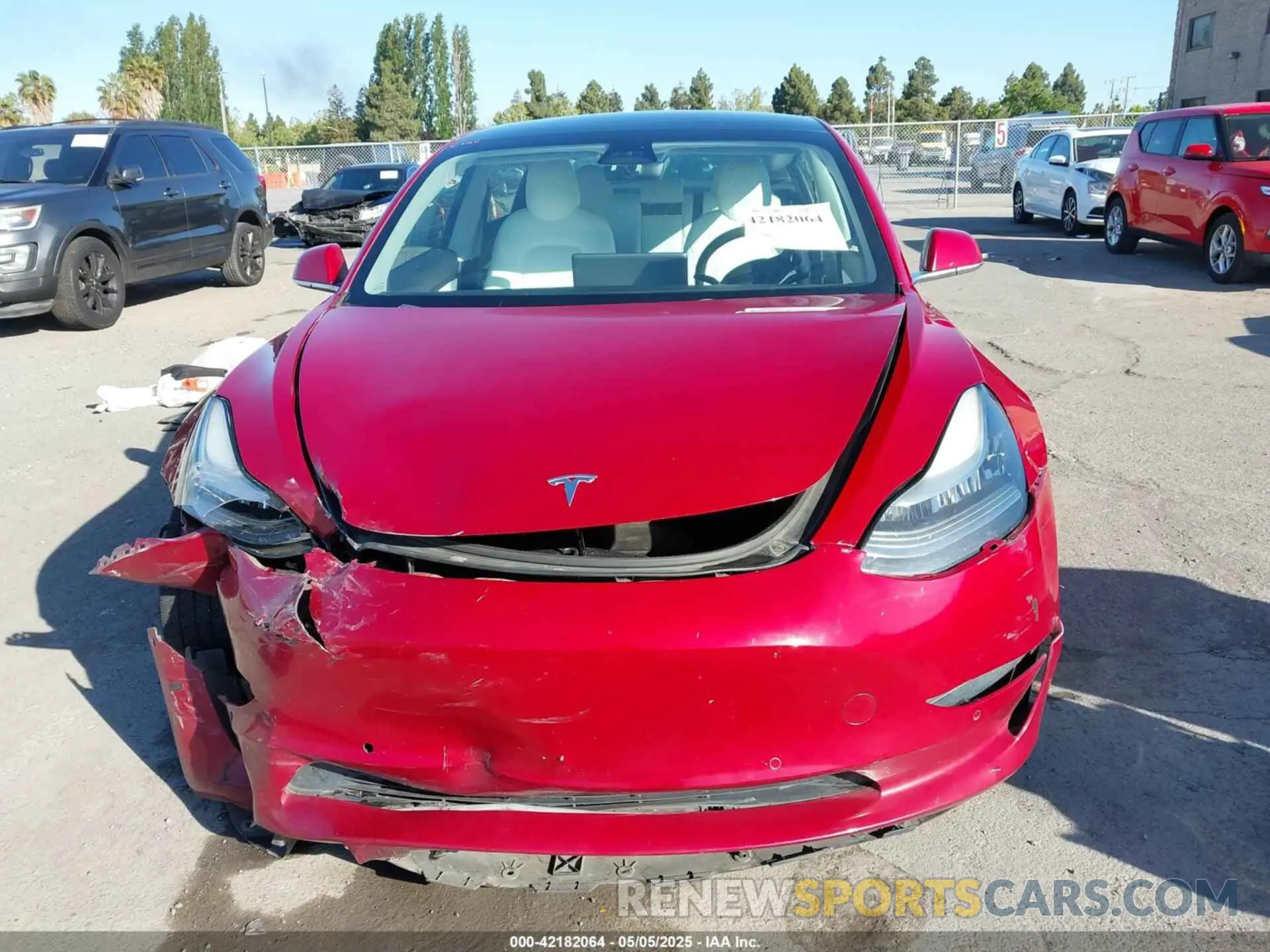 11 Фотография поврежденного автомобиля 5YJ3E1EB9KF421797 TESLA MODEL 3 2019