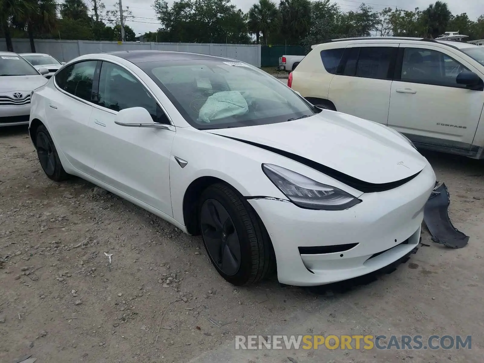 1 Photograph of a damaged car 5YJ3E1EB9KF433254 TESLA MODEL 3 2019