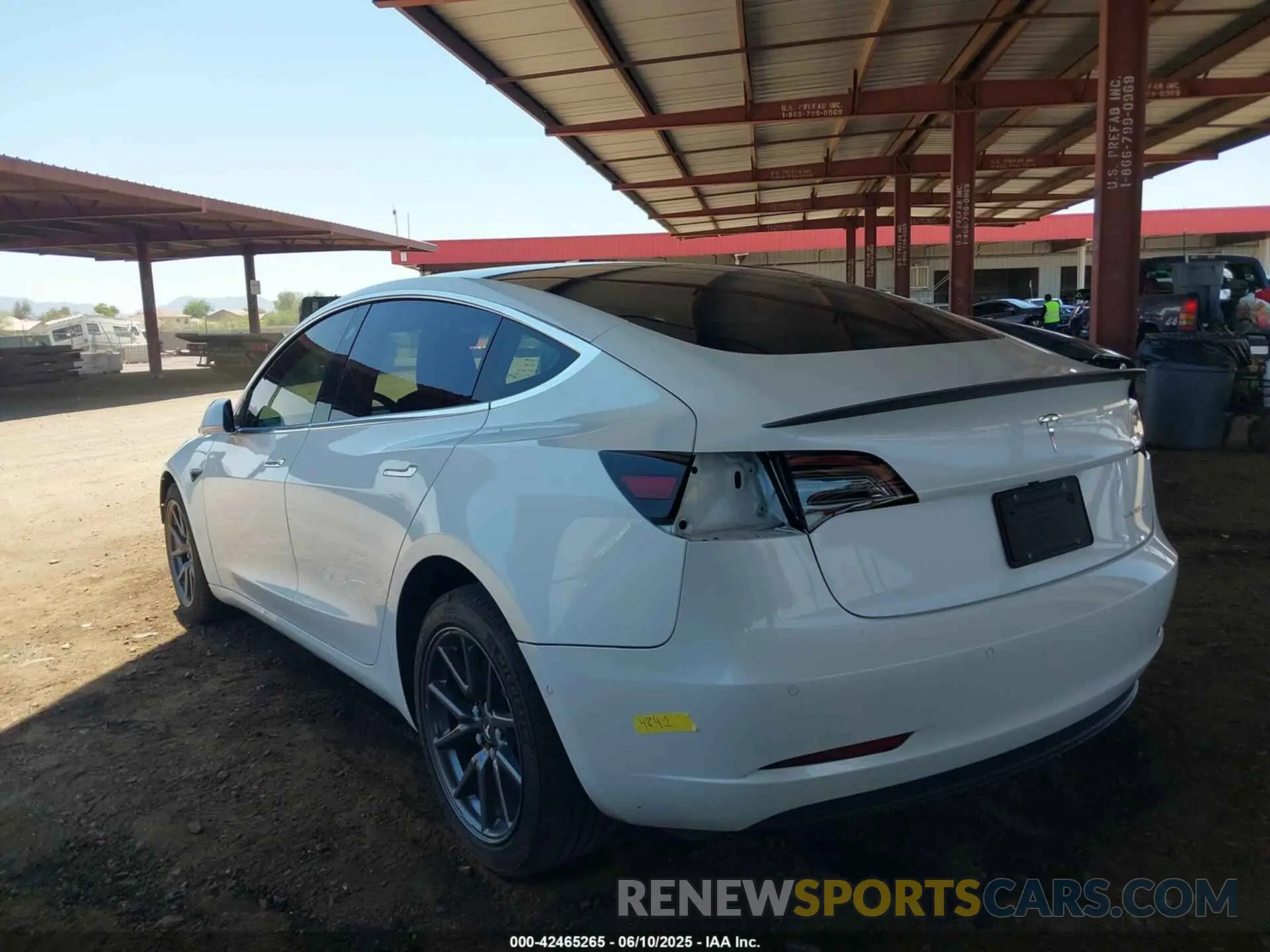 3 Фотография поврежденного автомобиля 5YJ3E1EB9KF511161 TESLA MODEL 3 2019