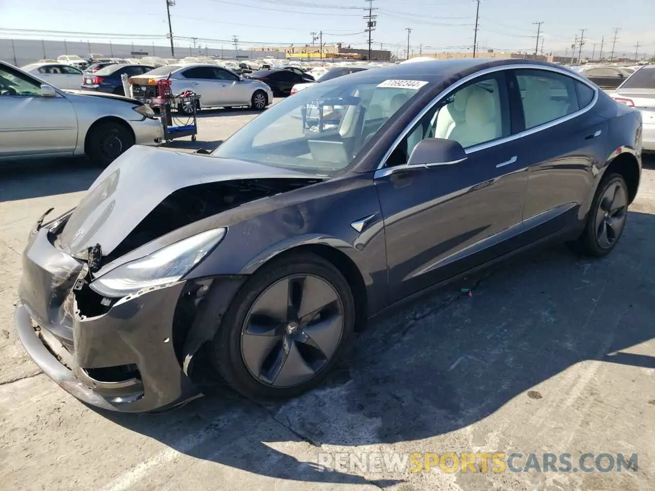 1 Photograph of a damaged car 5YJ3E1EBXKF195737 TESLA MODEL 3 2019