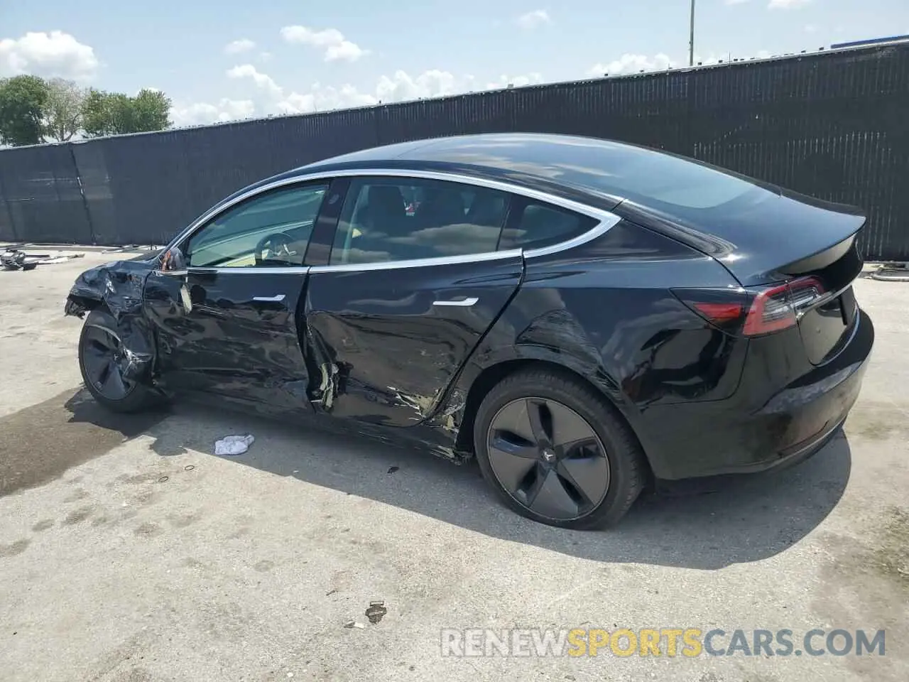 2 Photograph of a damaged car 5YJ3E1EBXKF198945 TESLA MODEL 3 2019