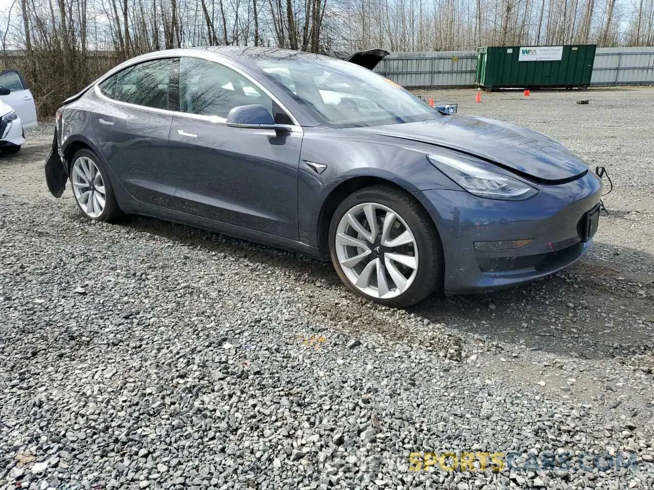 4 Фотография поврежденного автомобиля 5YJ3E1EBXKF389264 TESLA MODEL 3 2019