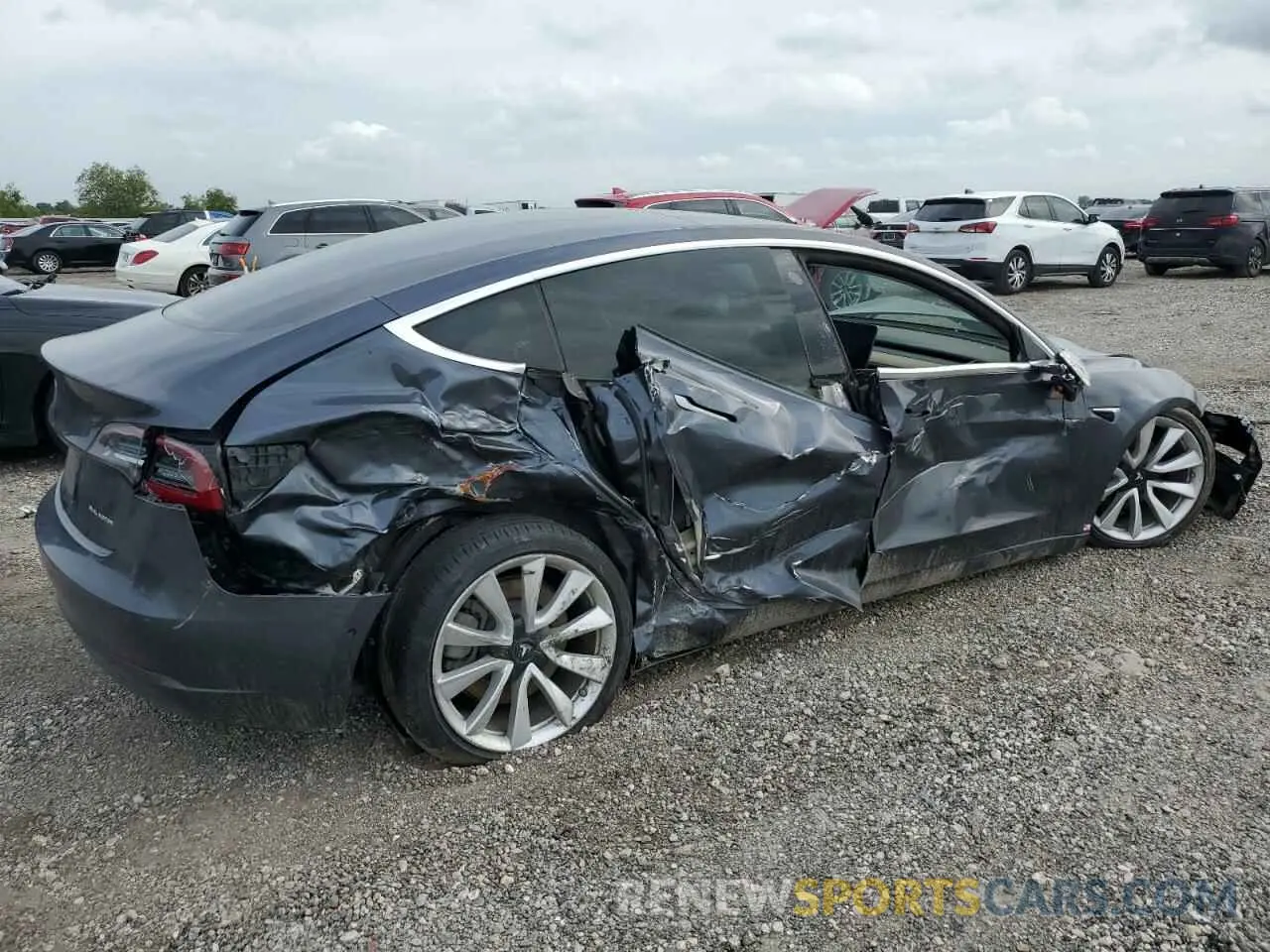 3 Фотография поврежденного автомобиля 5YJ3E1EBXKF389362 TESLA MODEL 3 2019