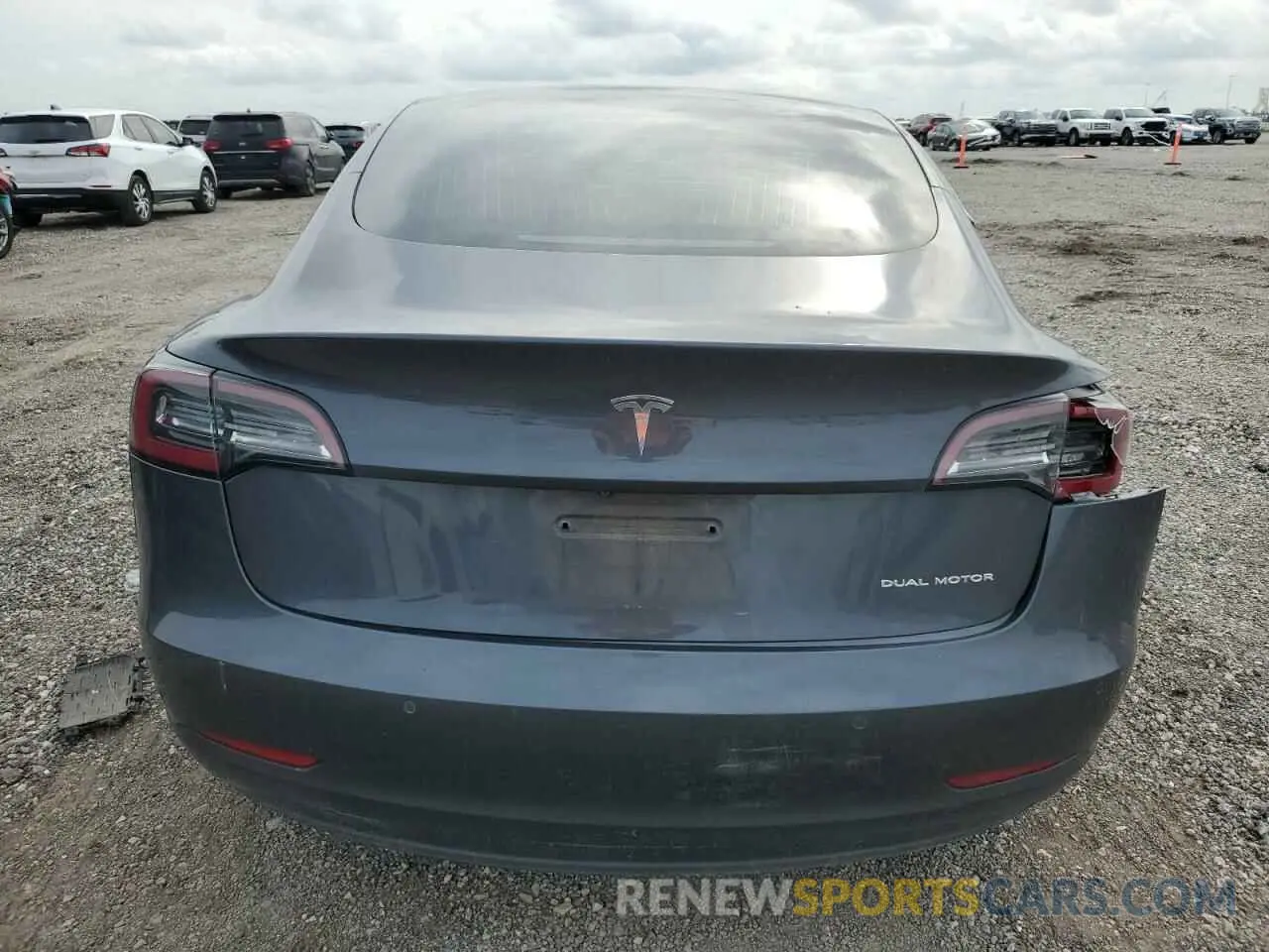 6 Фотография поврежденного автомобиля 5YJ3E1EBXKF389362 TESLA MODEL 3 2019