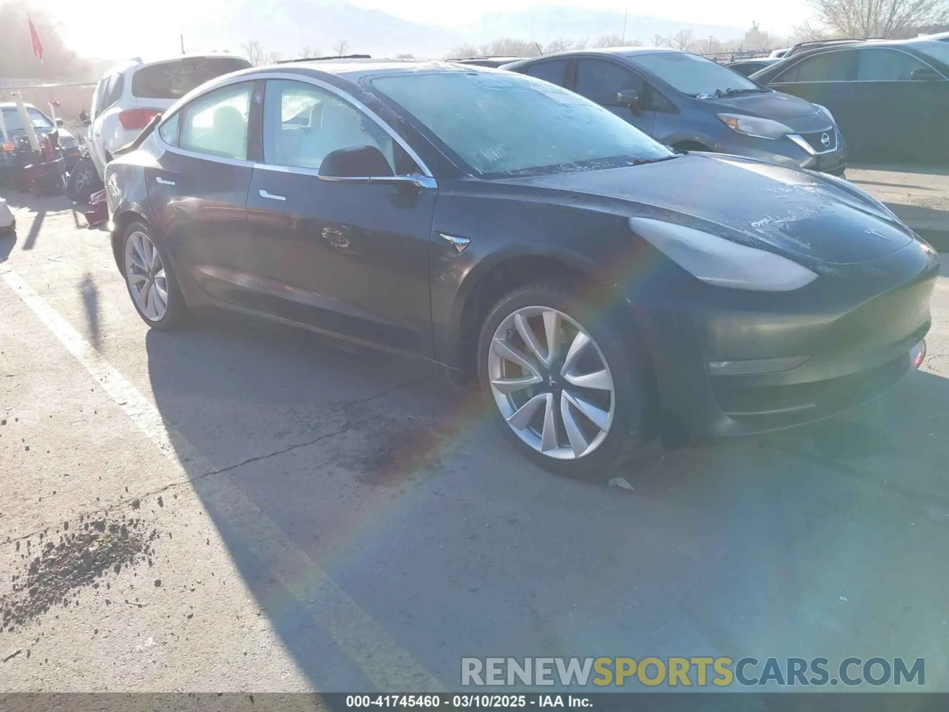 1 Photograph of a damaged car 5YJ3E1EBXKF392147 TESLA MODEL 3 2019