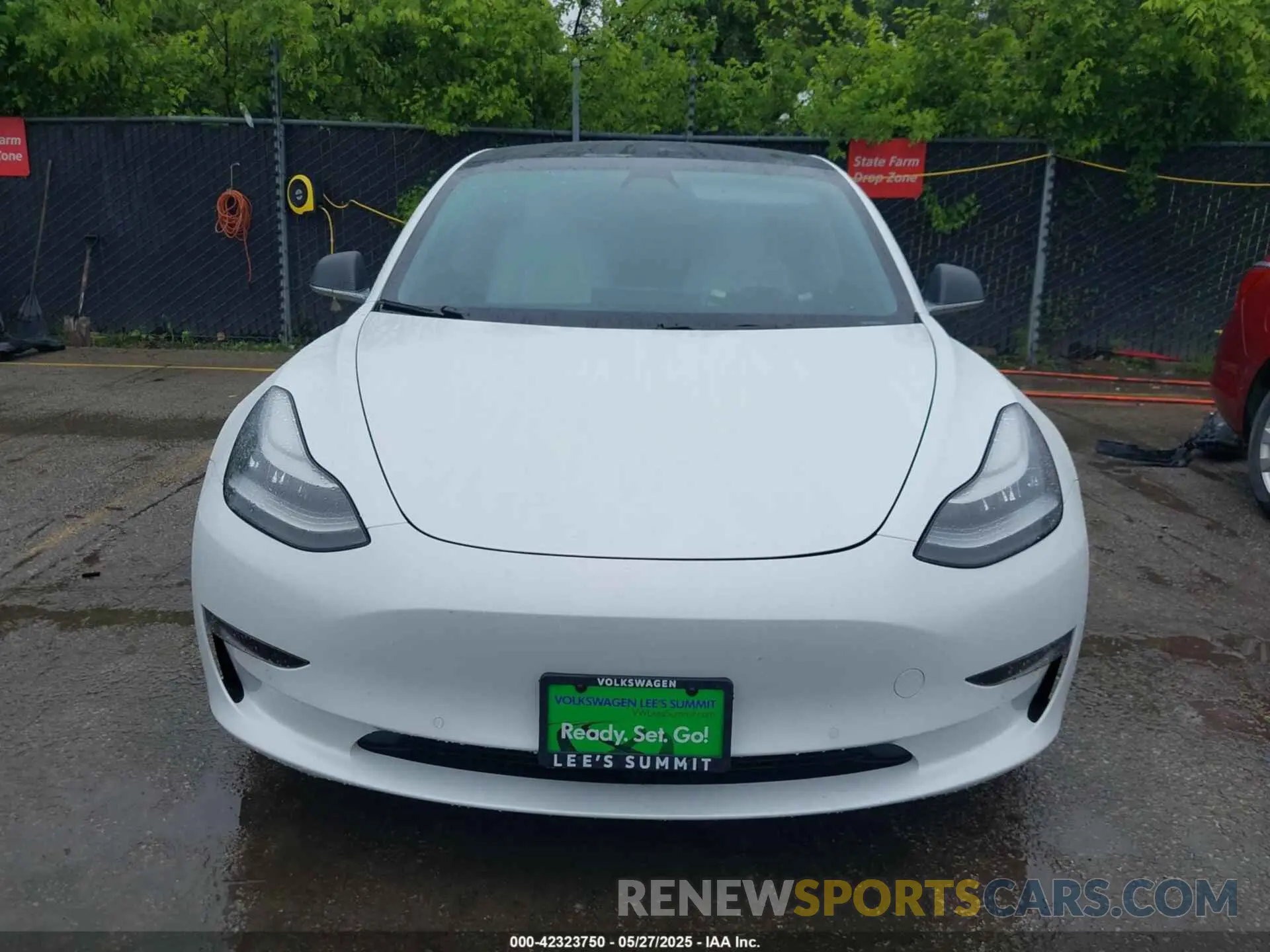 11 Photograph of a damaged car 5YJ3E1EBXKF393427 TESLA MODEL 3 2019