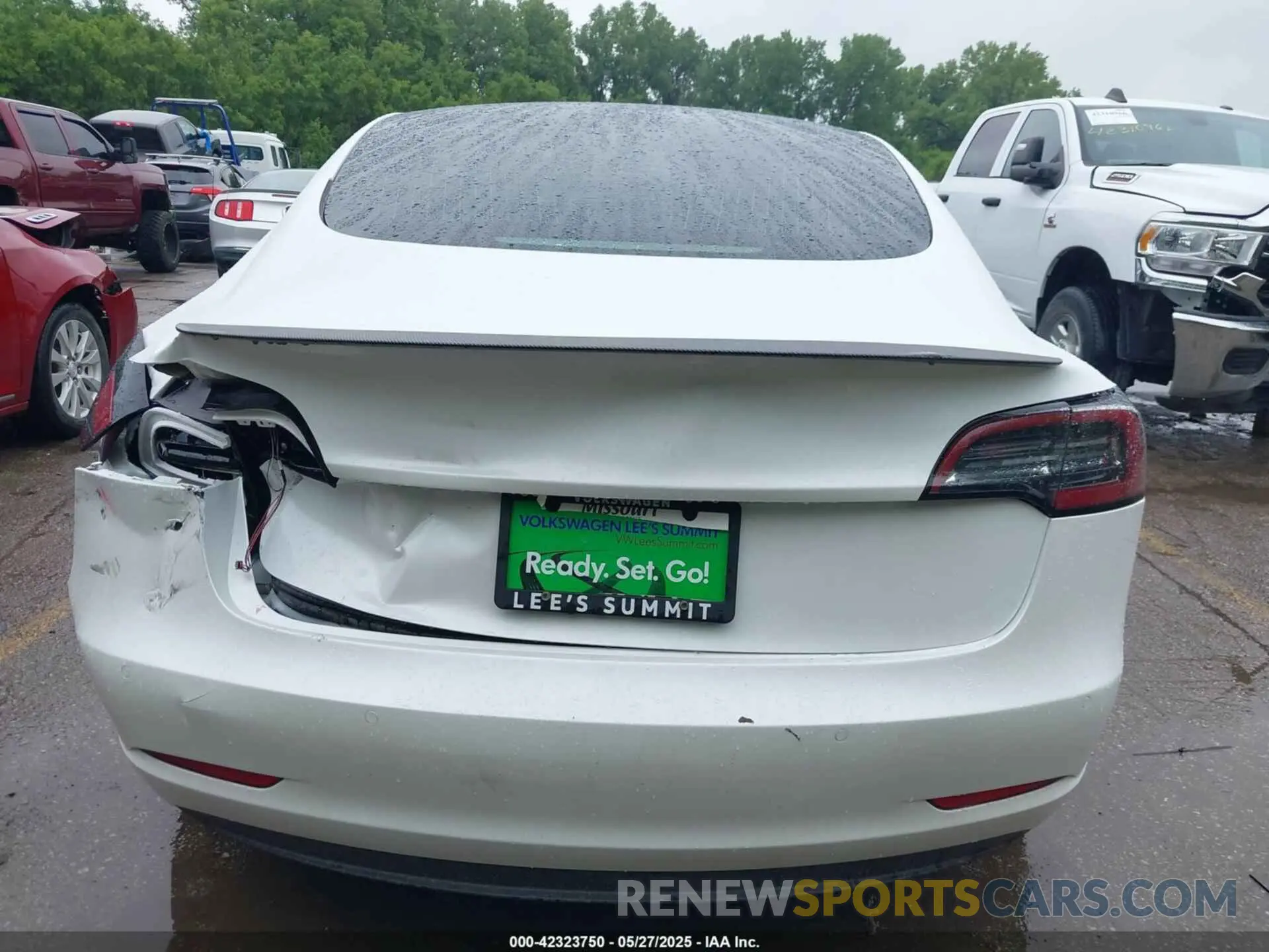 6 Photograph of a damaged car 5YJ3E1EBXKF393427 TESLA MODEL 3 2019