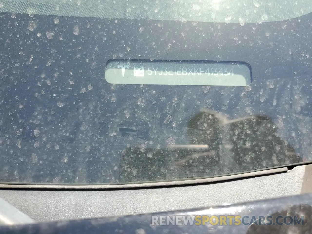 12 Photograph of a damaged car 5YJ3E1EBXKF413434 TESLA MODEL 3 2019
