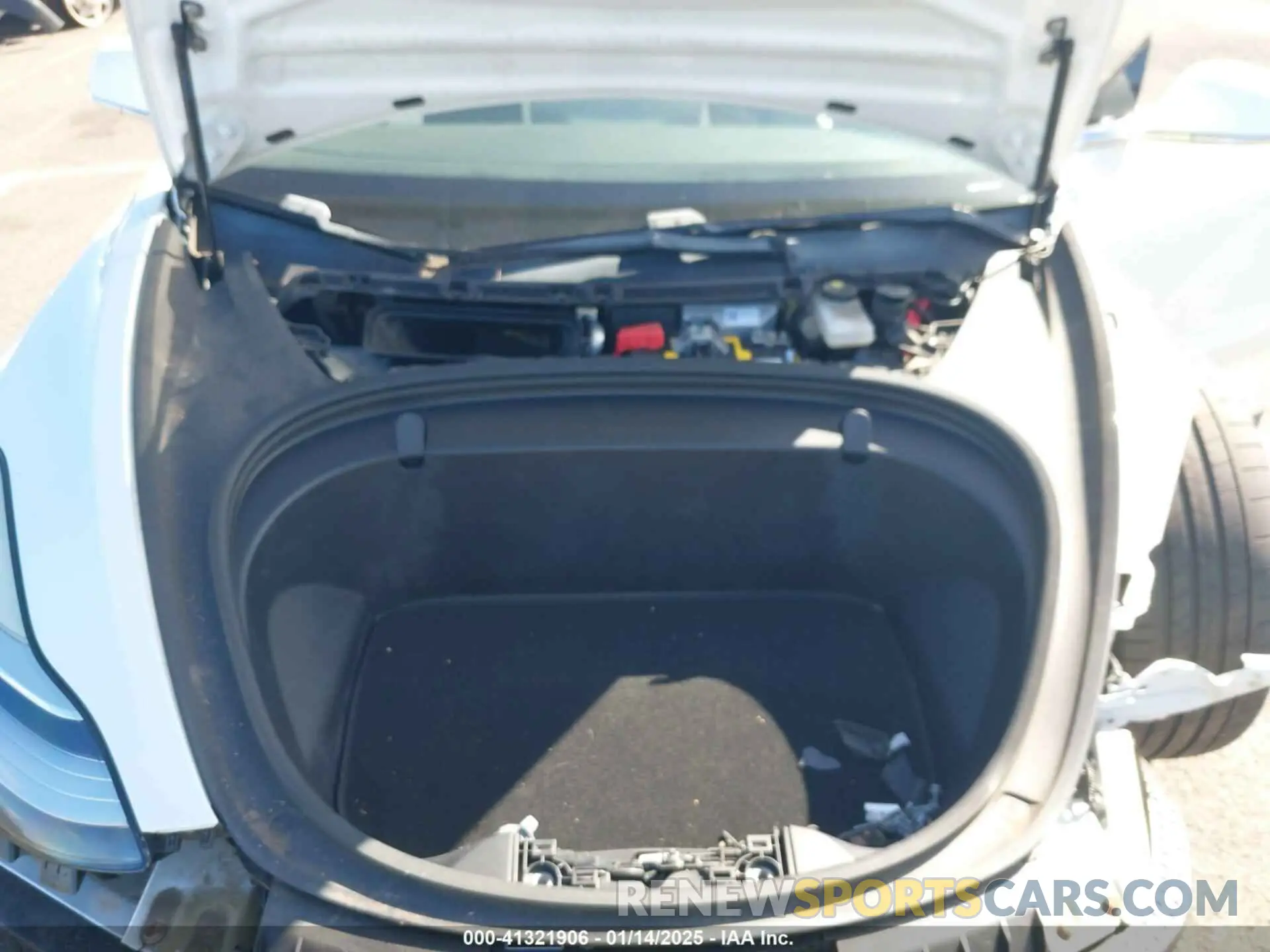 10 Photograph of a damaged car 5YJ3E1EBXKF413806 TESLA MODEL 3 2019