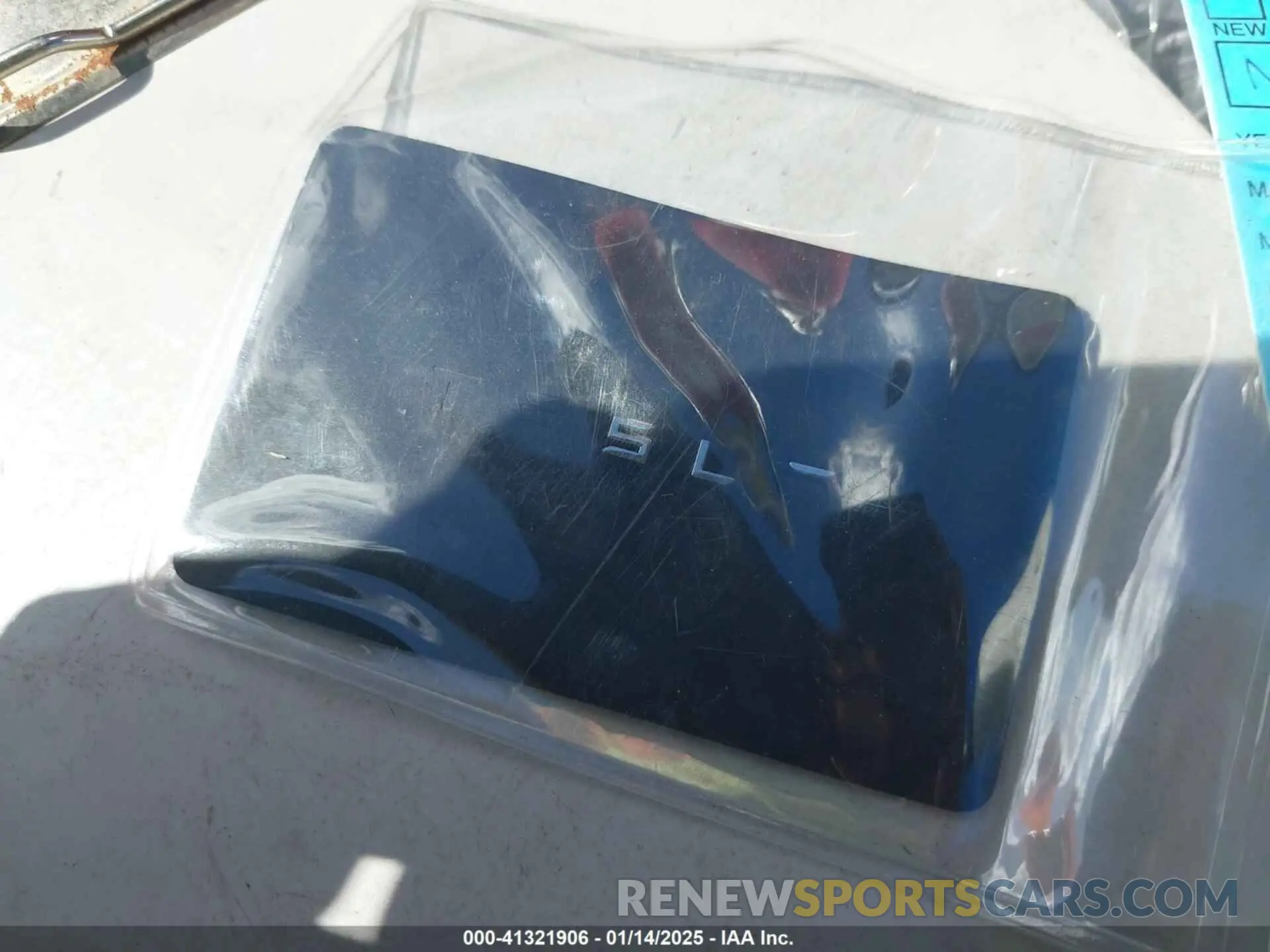 11 Photograph of a damaged car 5YJ3E1EBXKF413806 TESLA MODEL 3 2019