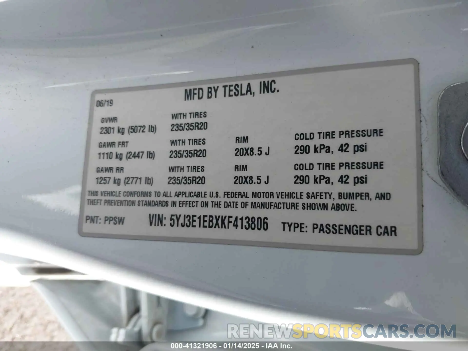 9 Photograph of a damaged car 5YJ3E1EBXKF413806 TESLA MODEL 3 2019
