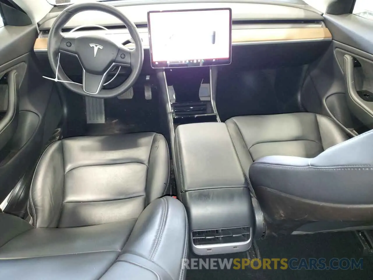 8 Photograph of a damaged car 5YJ3E1EBXKF469888 TESLA MODEL 3 2019