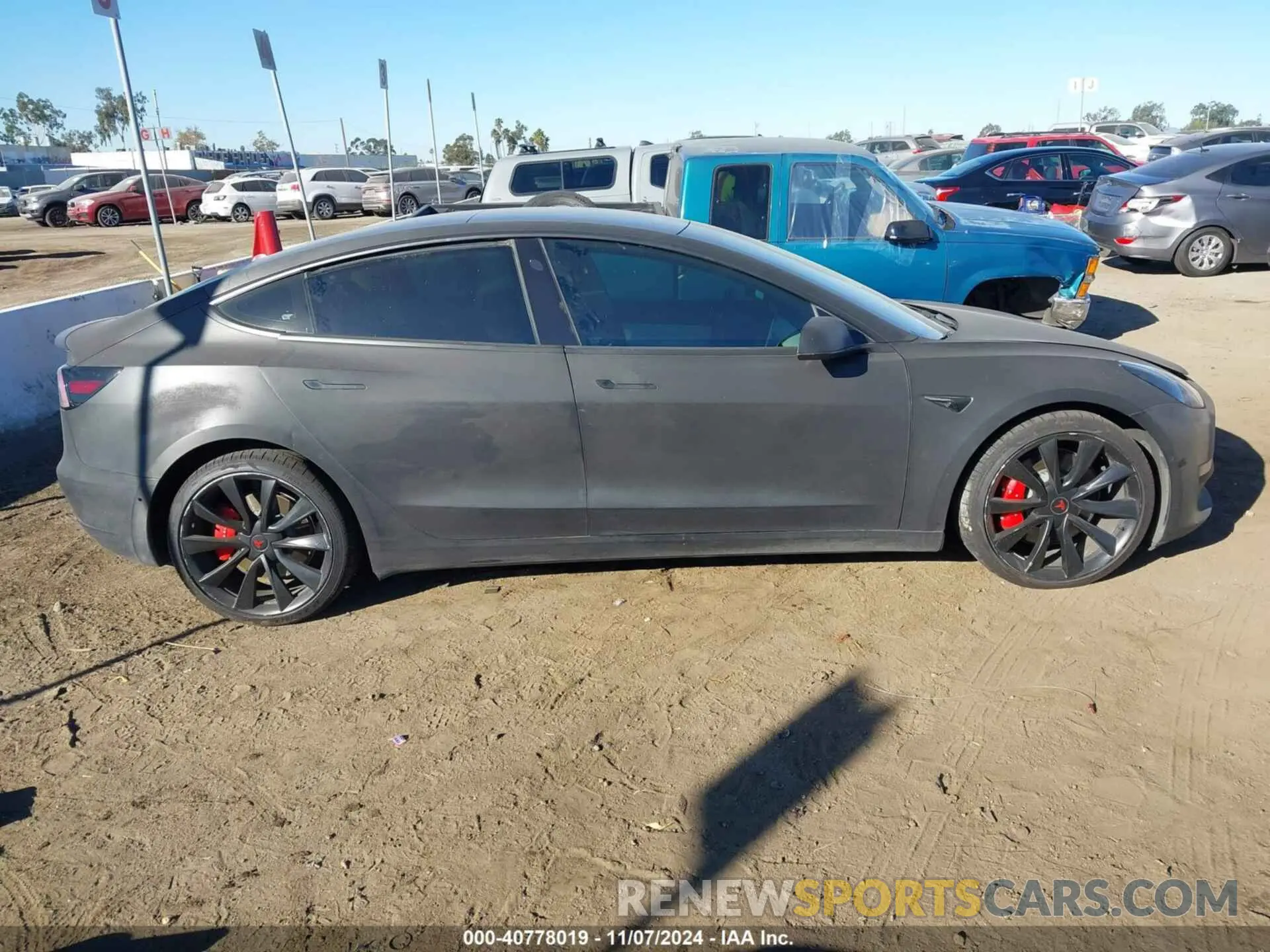 12 Фотография поврежденного автомобиля 5YJ3E1EBXKF476968 TESLA MODEL 3 2019