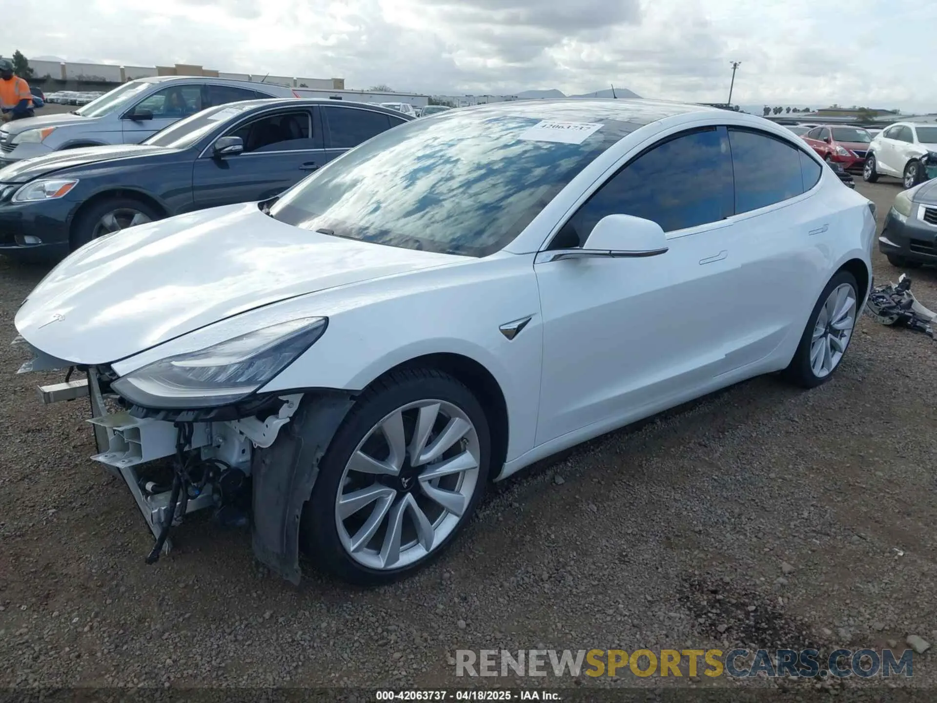 2 Фотография поврежденного автомобиля 5YJ3E1EBXKF512710 TESLA MODEL 3 2019