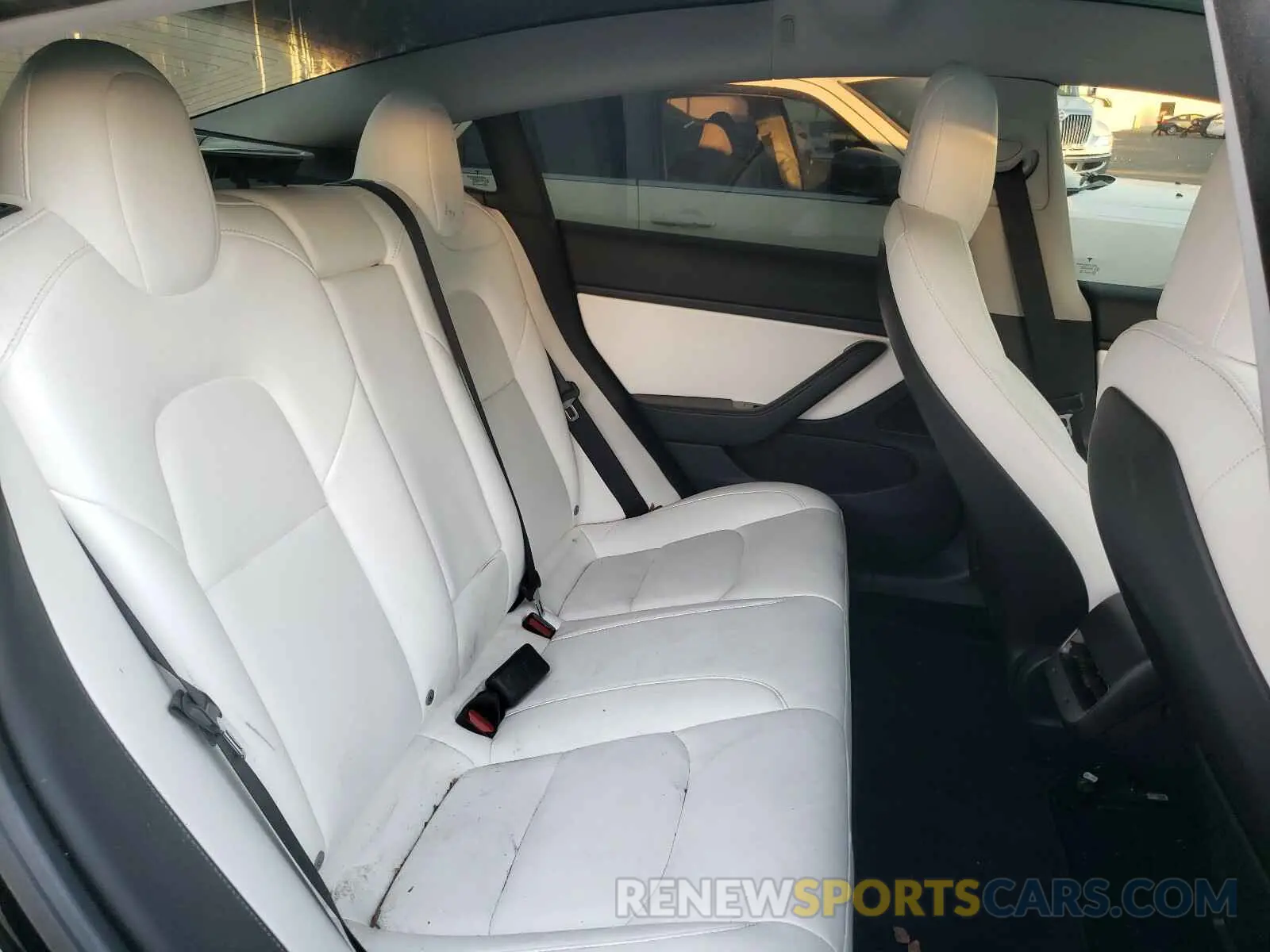 6 Photograph of a damaged car 5YJ3E1EBXKF522184 TESLA MODEL 3 2019