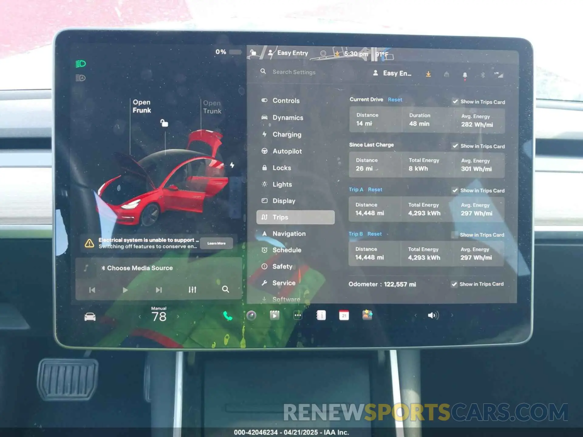 17 Photograph of a damaged car 5YJ3E1EA0LF611657 TESLA MODEL 3 2020