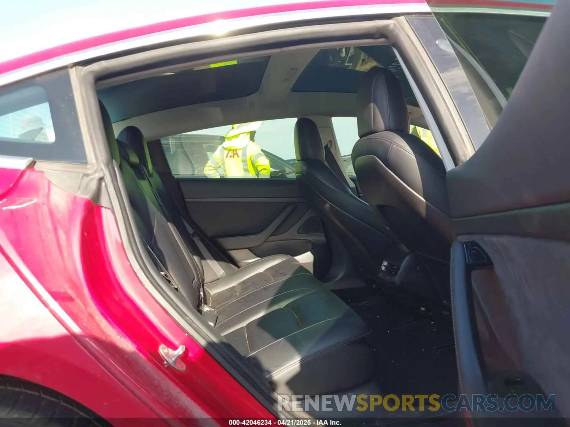8 Photograph of a damaged car 5YJ3E1EA0LF611657 TESLA MODEL 3 2020