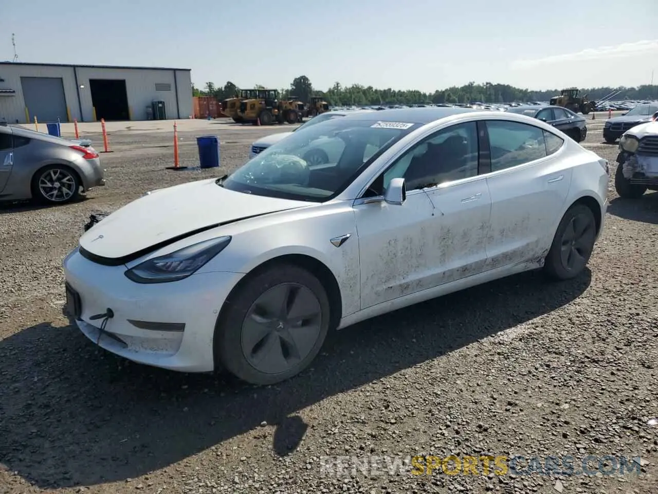 1 Photograph of a damaged car 5YJ3E1EA0LF631844 TESLA MODEL 3 2020
