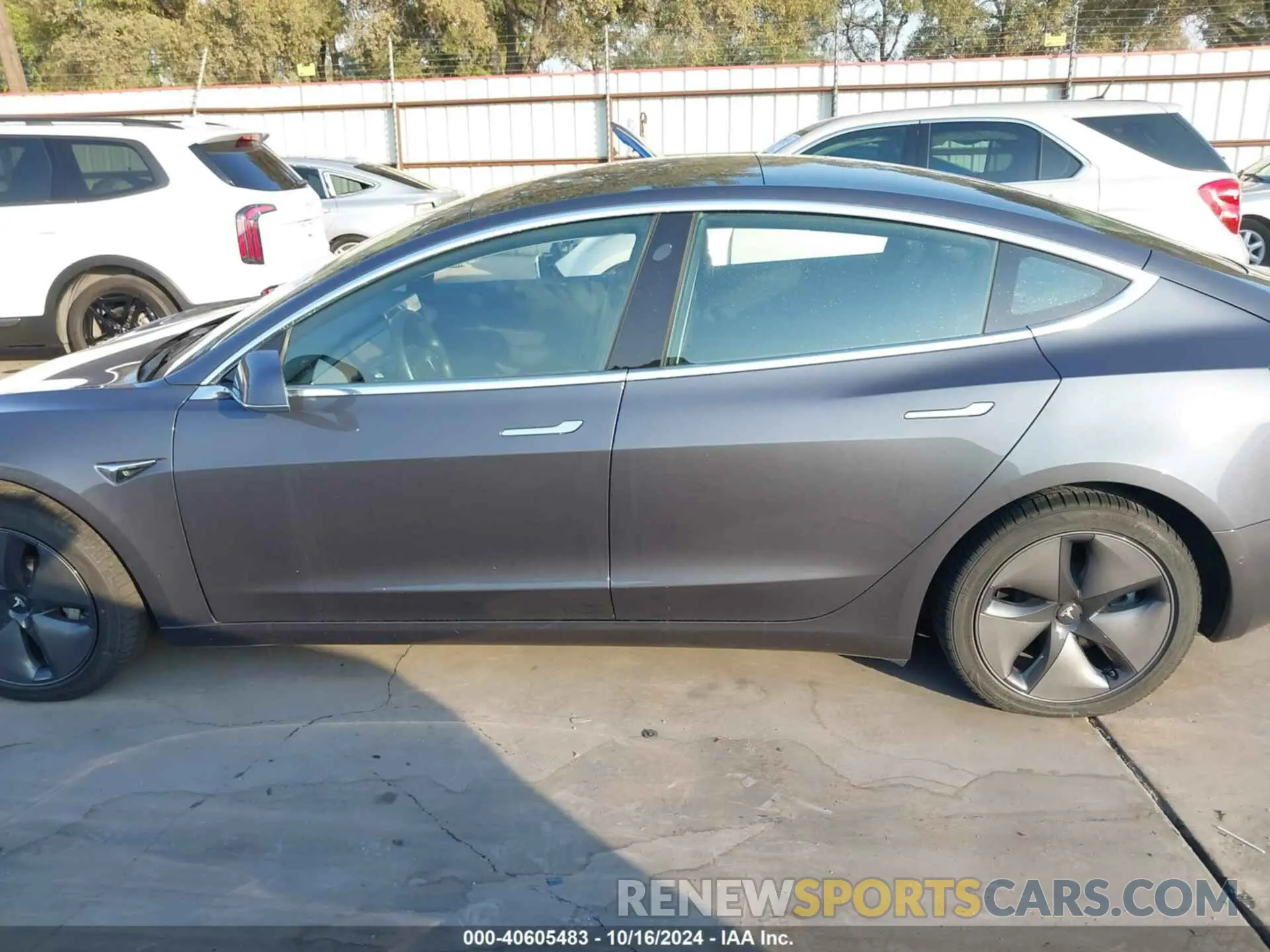 15 Фотография поврежденного автомобиля 5YJ3E1EA0LF643928 TESLA MODEL 3 2020