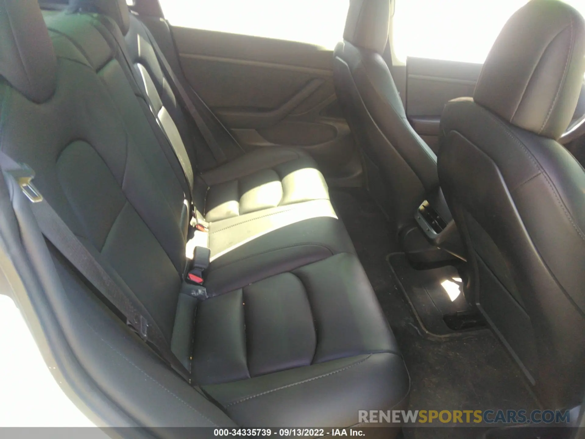 8 Photograph of a damaged car 5YJ3E1EA0LF659272 TESLA MODEL 3 2020