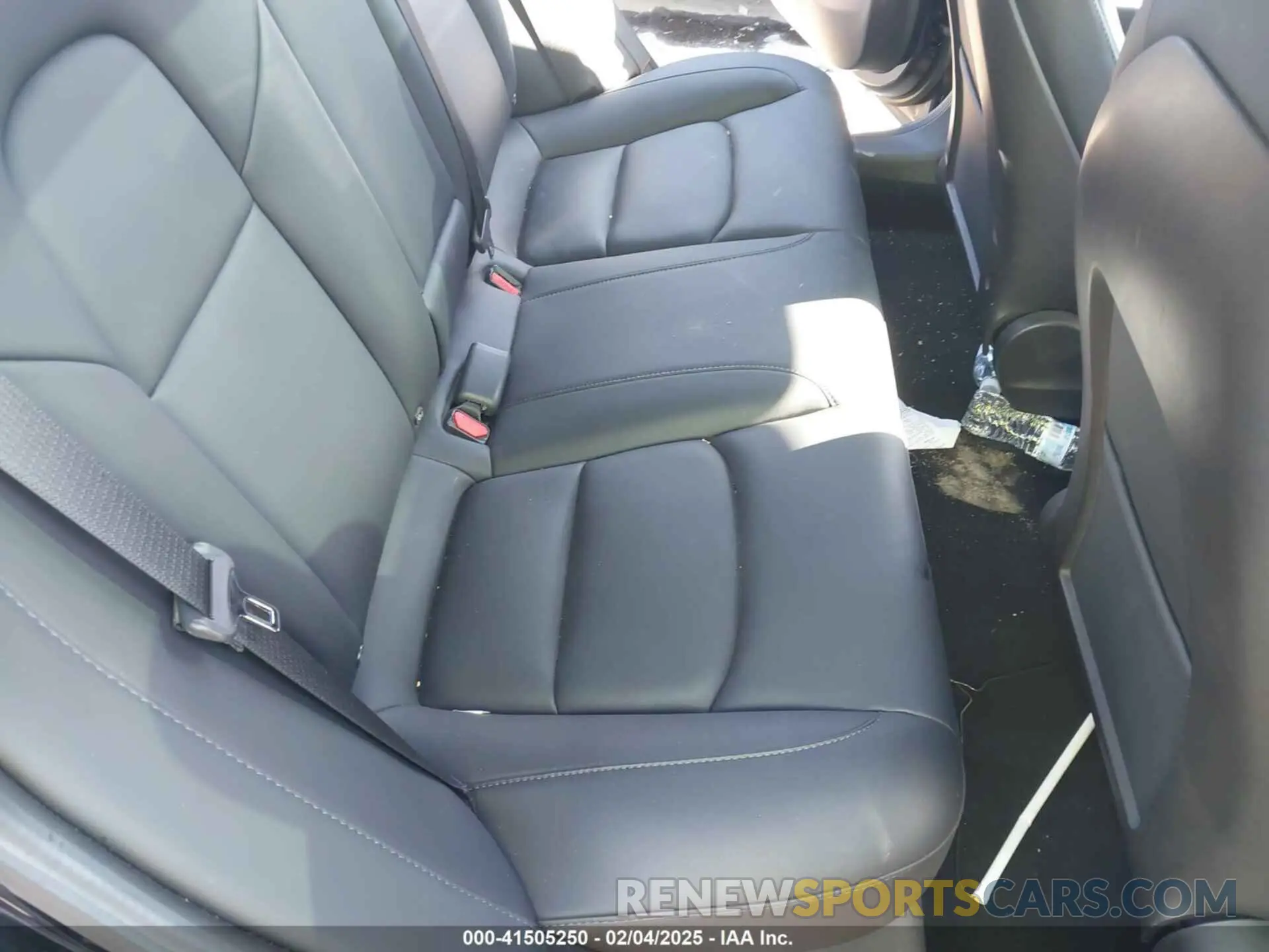 8 Photograph of a damaged car 5YJ3E1EA0LF660759 TESLA MODEL 3 2020