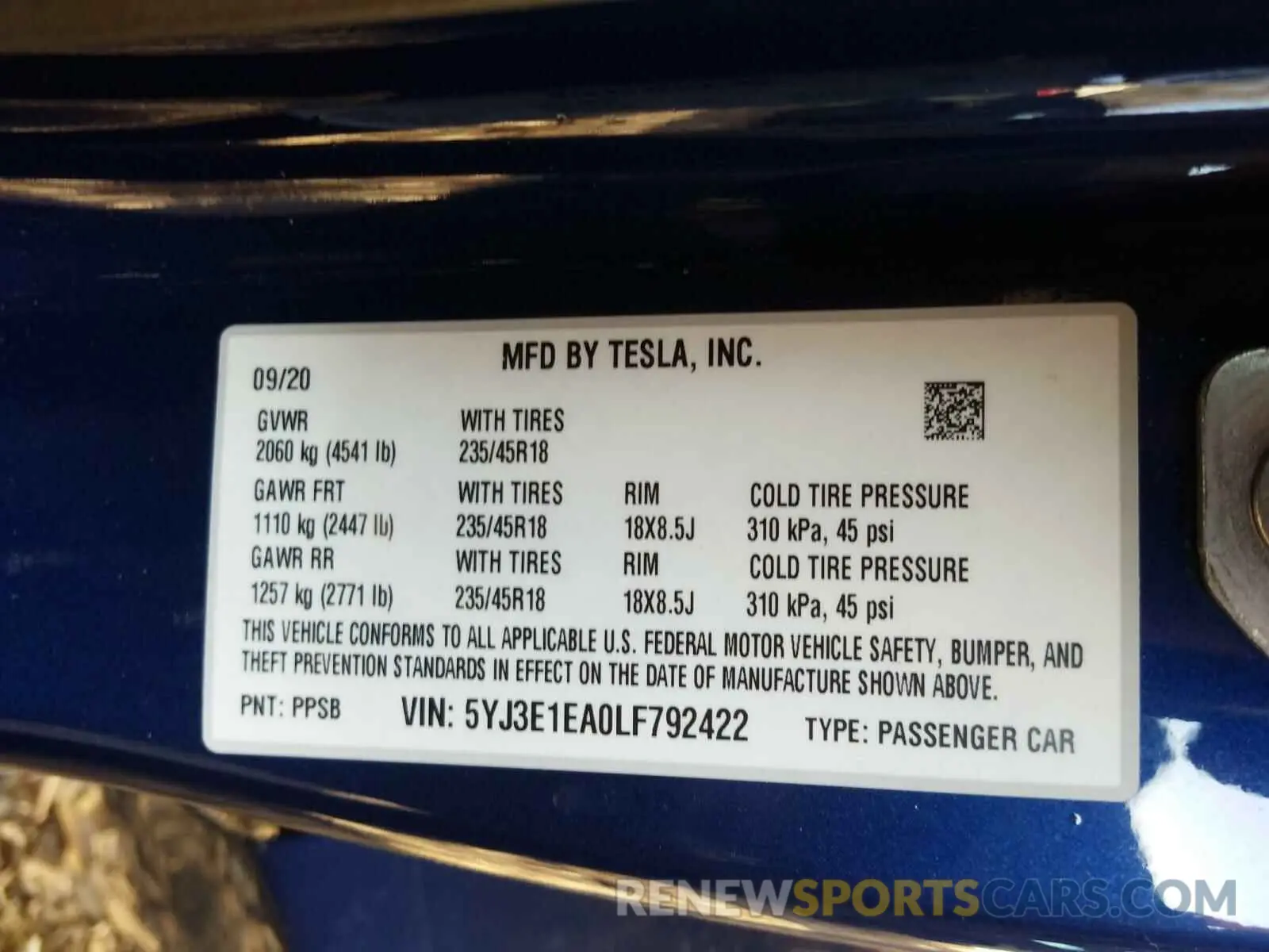 10 Photograph of a damaged car 5YJ3E1EA0LF792422 TESLA MODEL 3 2020