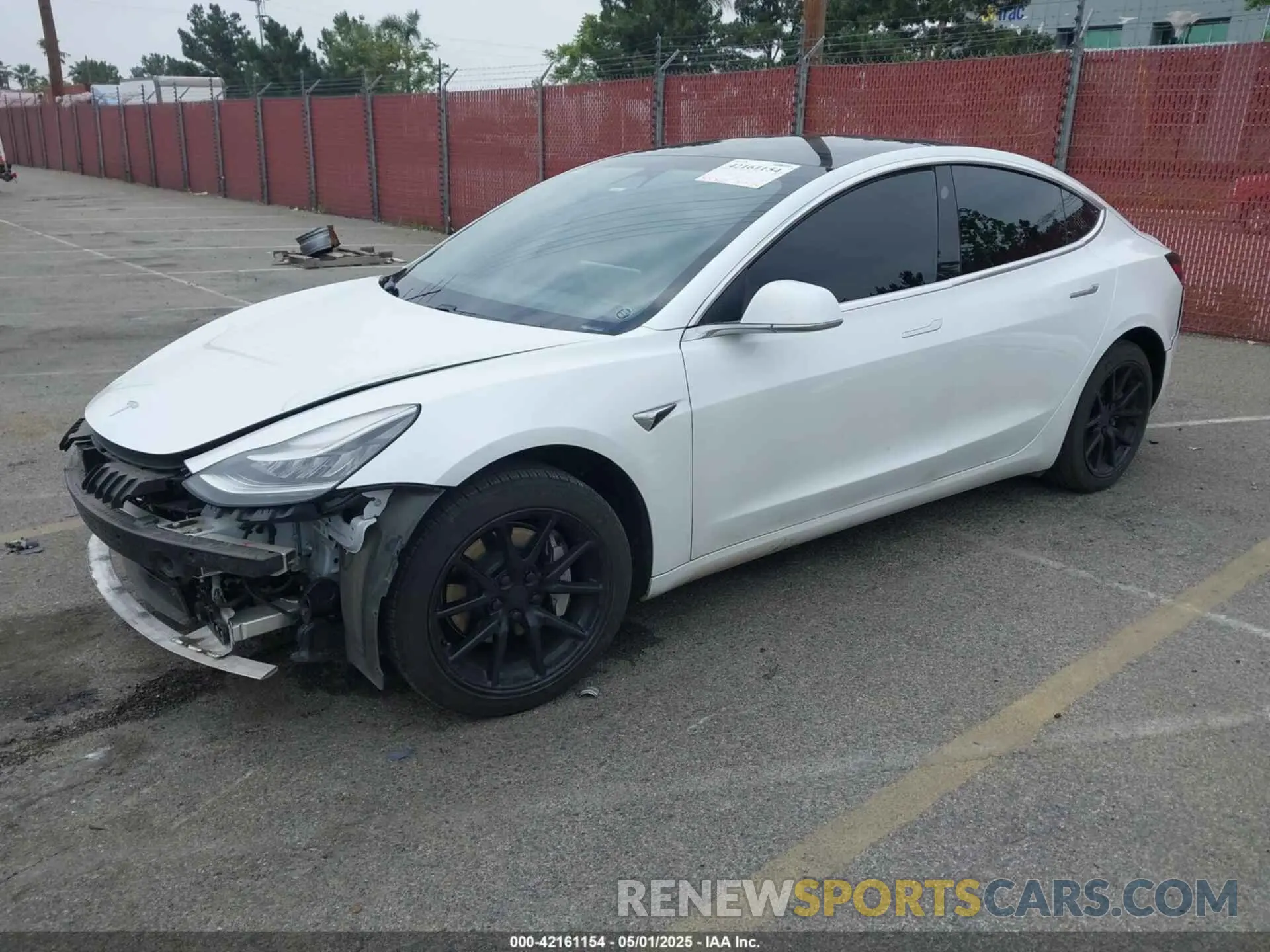 2 Фотография поврежденного автомобиля 5YJ3E1EA0LF803984 TESLA MODEL 3 2020