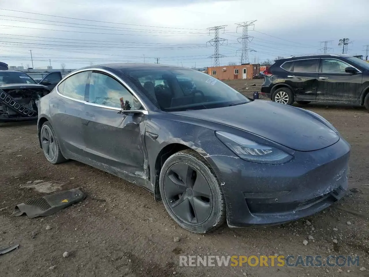 4 Photograph of a damaged car 5YJ3E1EA1LF590351 TESLA MODEL 3 2020