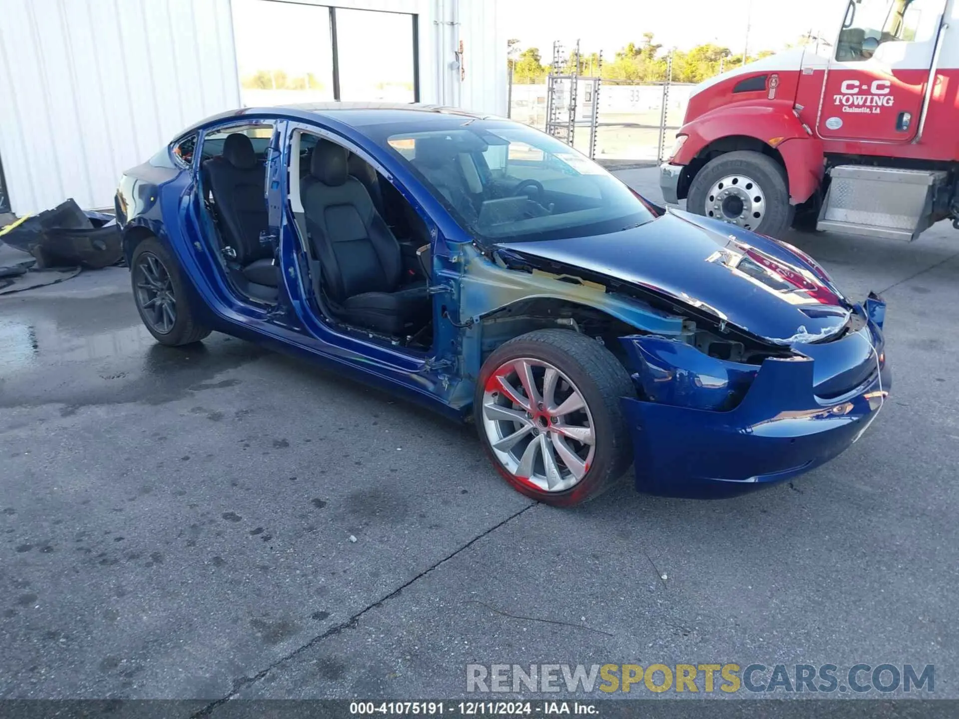 1 Photograph of a damaged car 5YJ3E1EA1LF736893 TESLA MODEL 3 2020