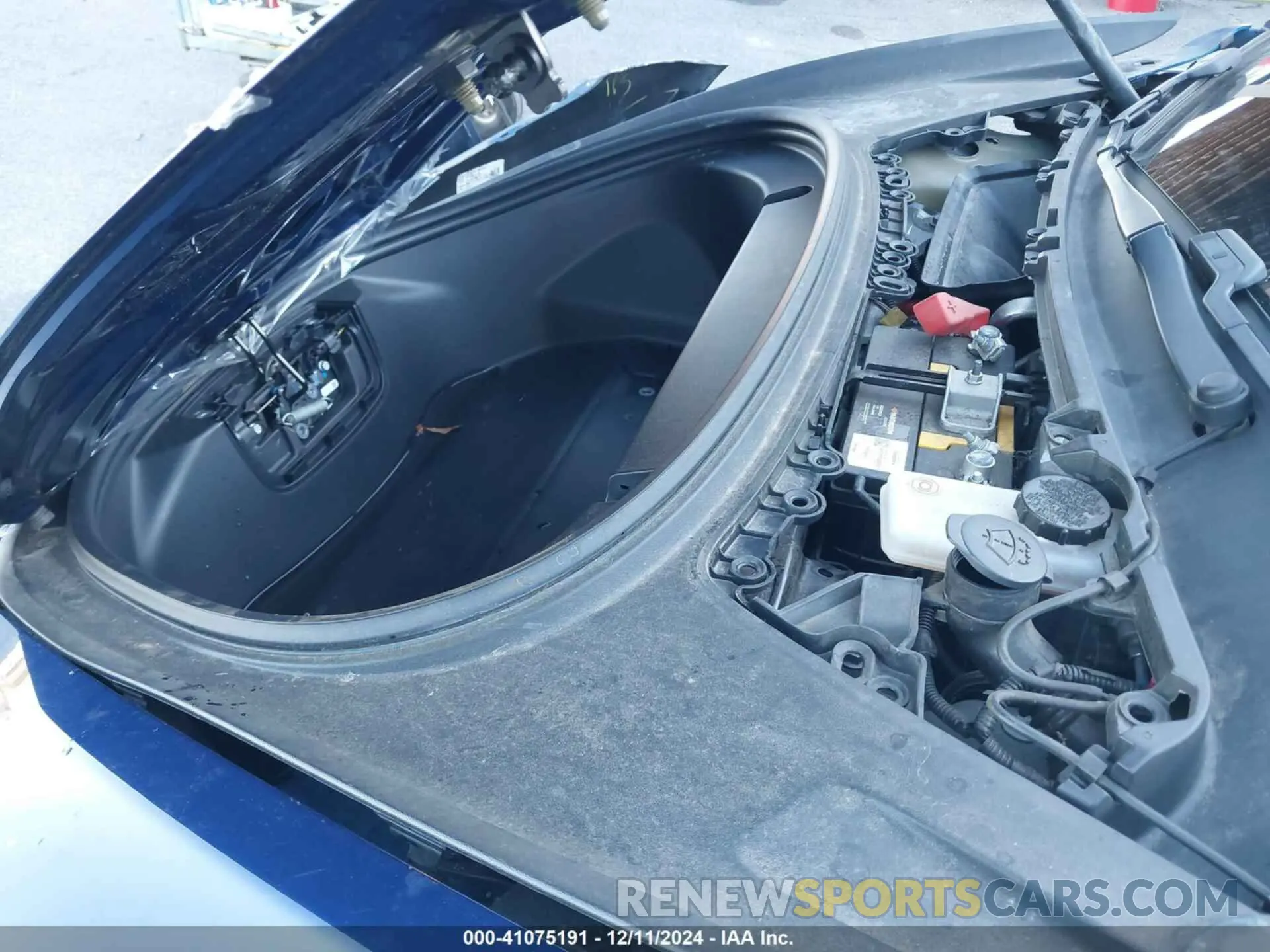 10 Photograph of a damaged car 5YJ3E1EA1LF736893 TESLA MODEL 3 2020