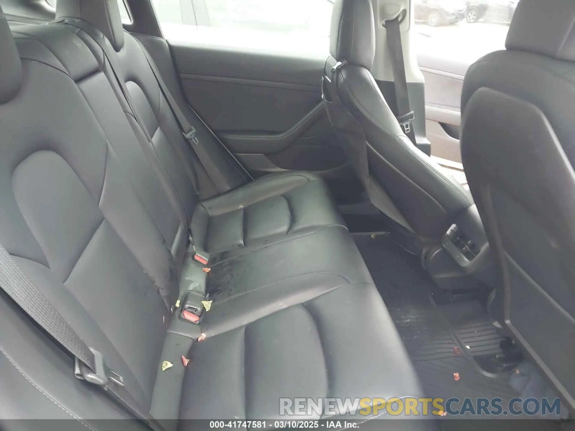 8 Photograph of a damaged car 5YJ3E1EA1LF738062 TESLA MODEL 3 2020