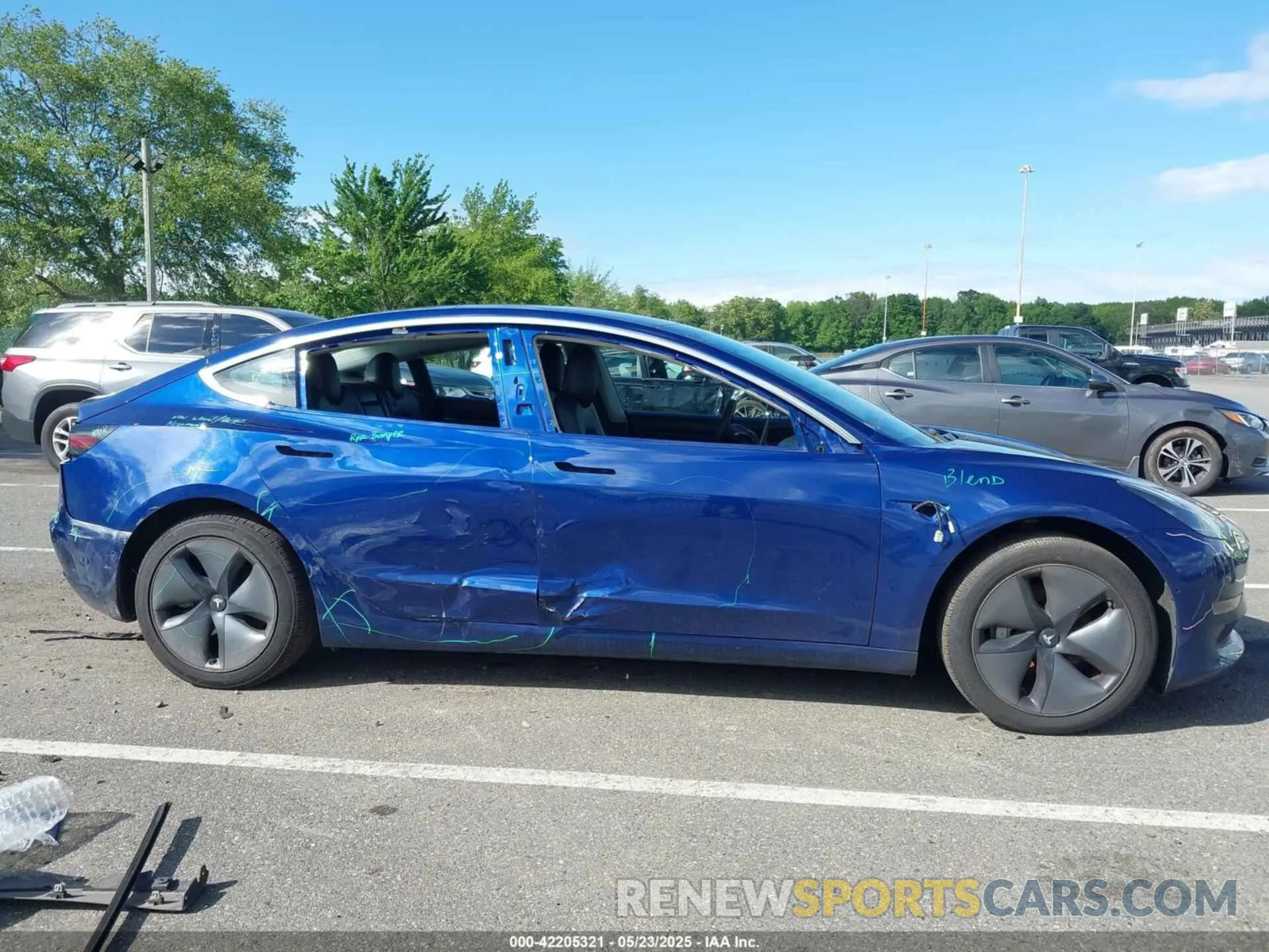 13 Photograph of a damaged car 5YJ3E1EA1LF745688 TESLA MODEL 3 2020