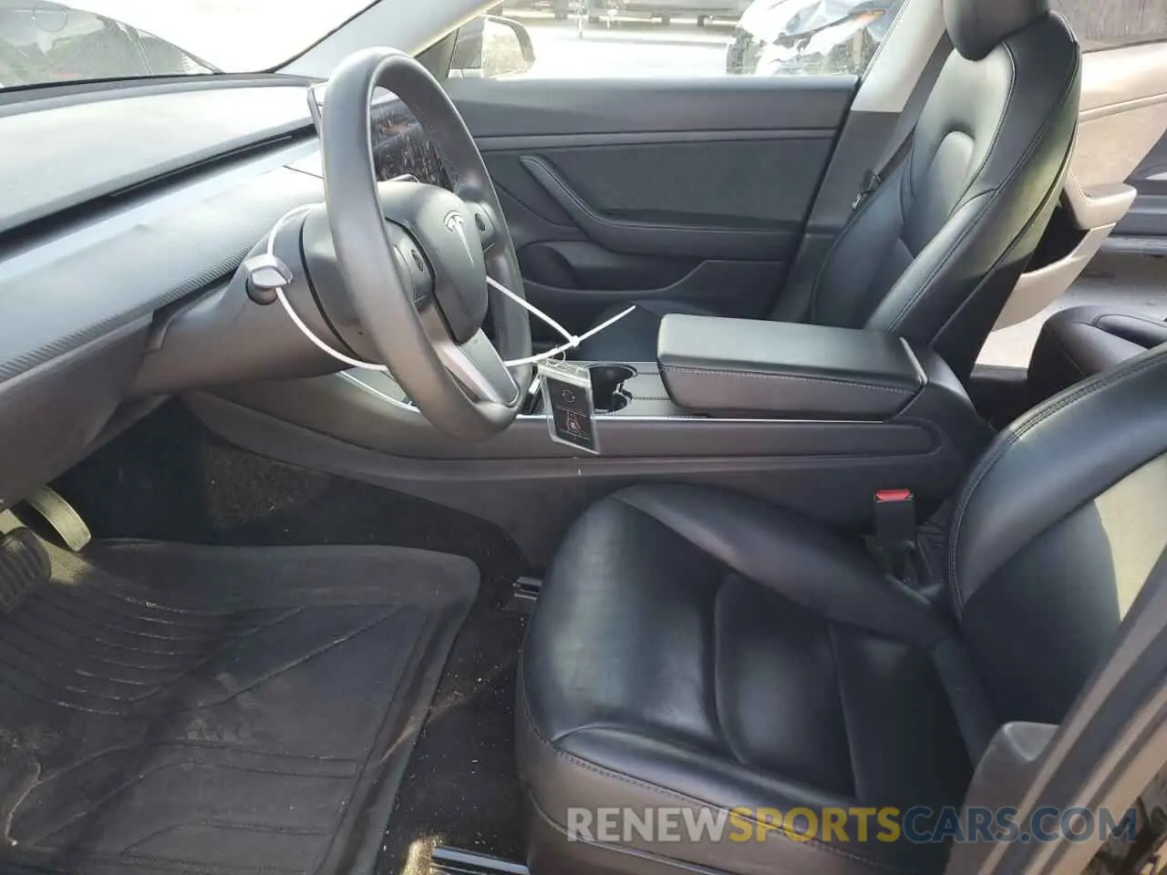 7 Photograph of a damaged car 5YJ3E1EA1LF792218 TESLA MODEL 3 2020