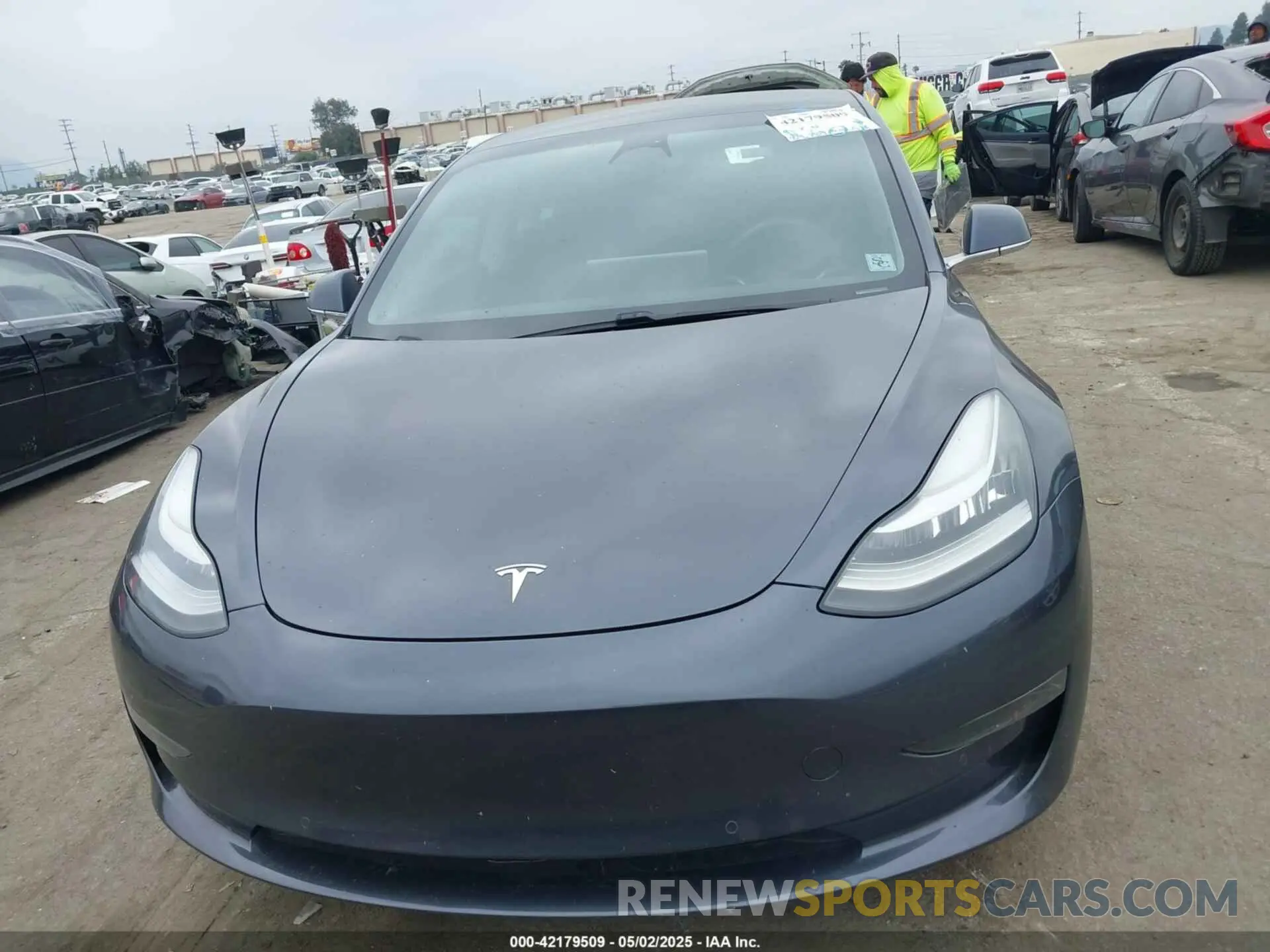 13 Фотография поврежденного автомобиля 5YJ3E1EA1LF799136 TESLA MODEL 3 2020