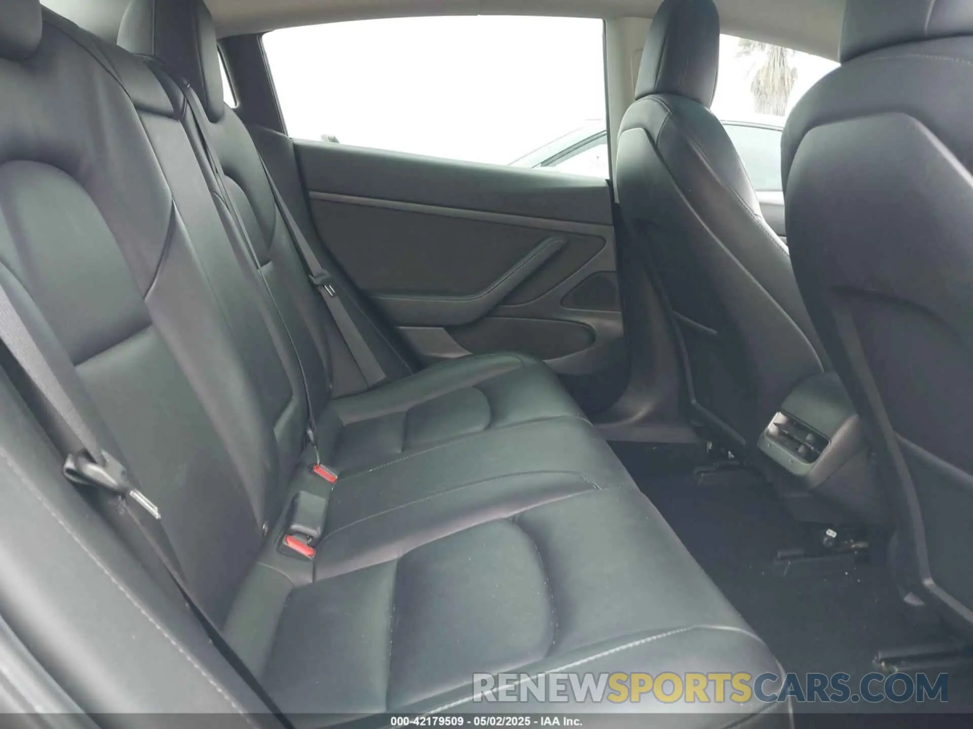 8 Фотография поврежденного автомобиля 5YJ3E1EA1LF799136 TESLA MODEL 3 2020