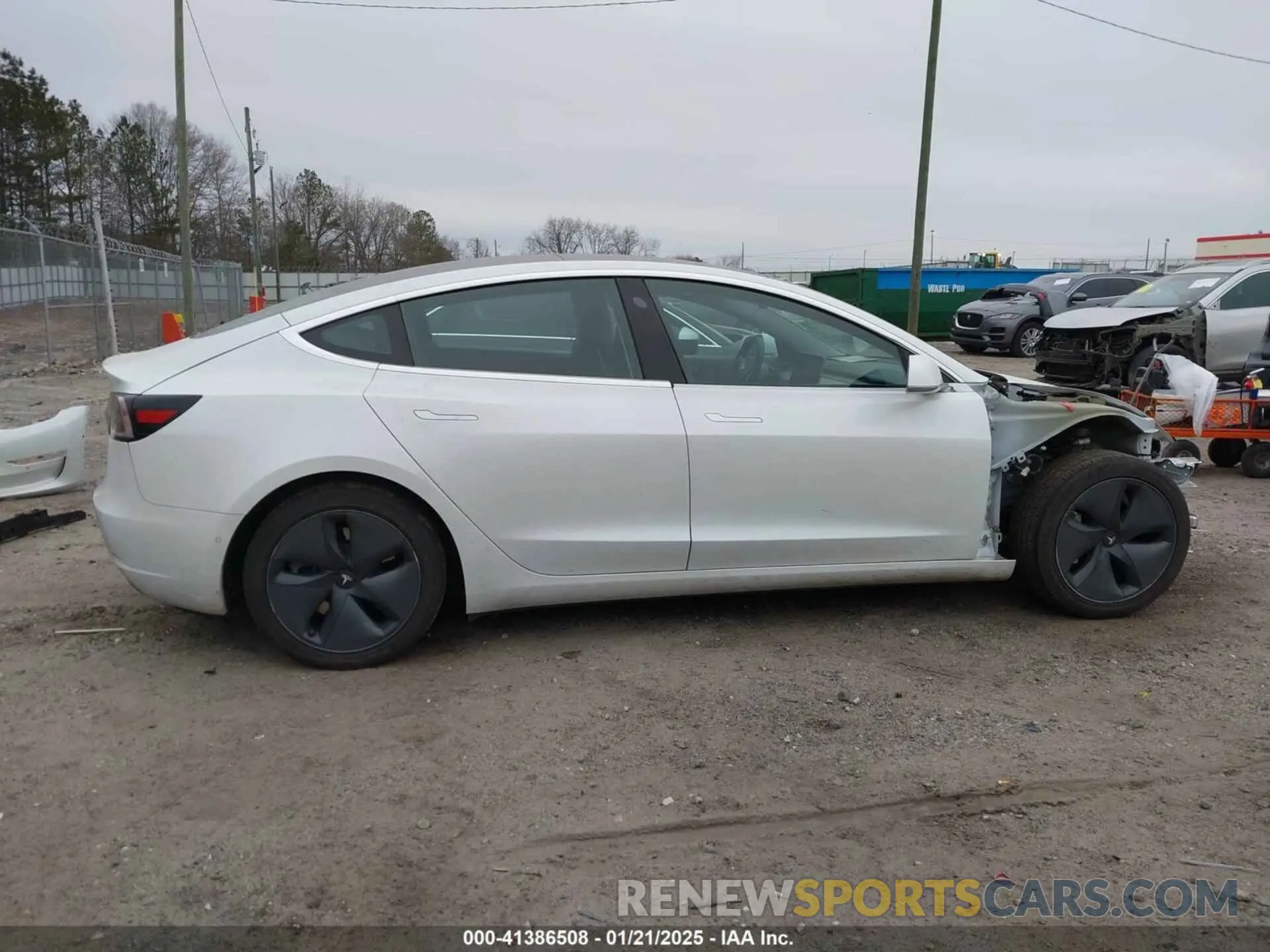 14 Фотография поврежденного автомобиля 5YJ3E1EA1LF799766 TESLA MODEL 3 2020