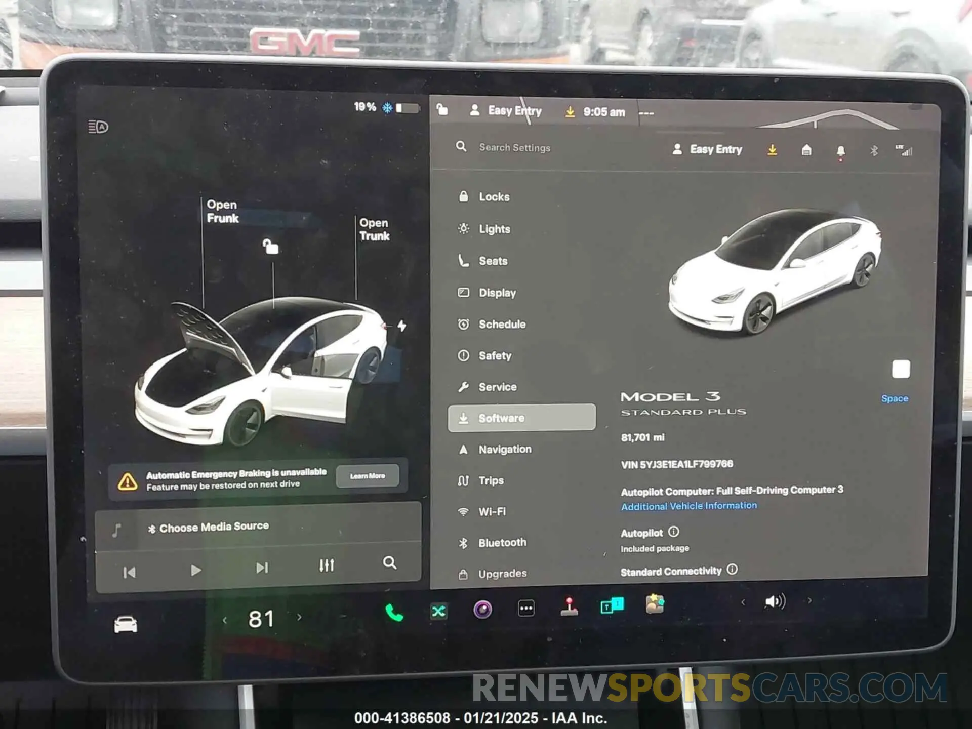 19 Фотография поврежденного автомобиля 5YJ3E1EA1LF799766 TESLA MODEL 3 2020