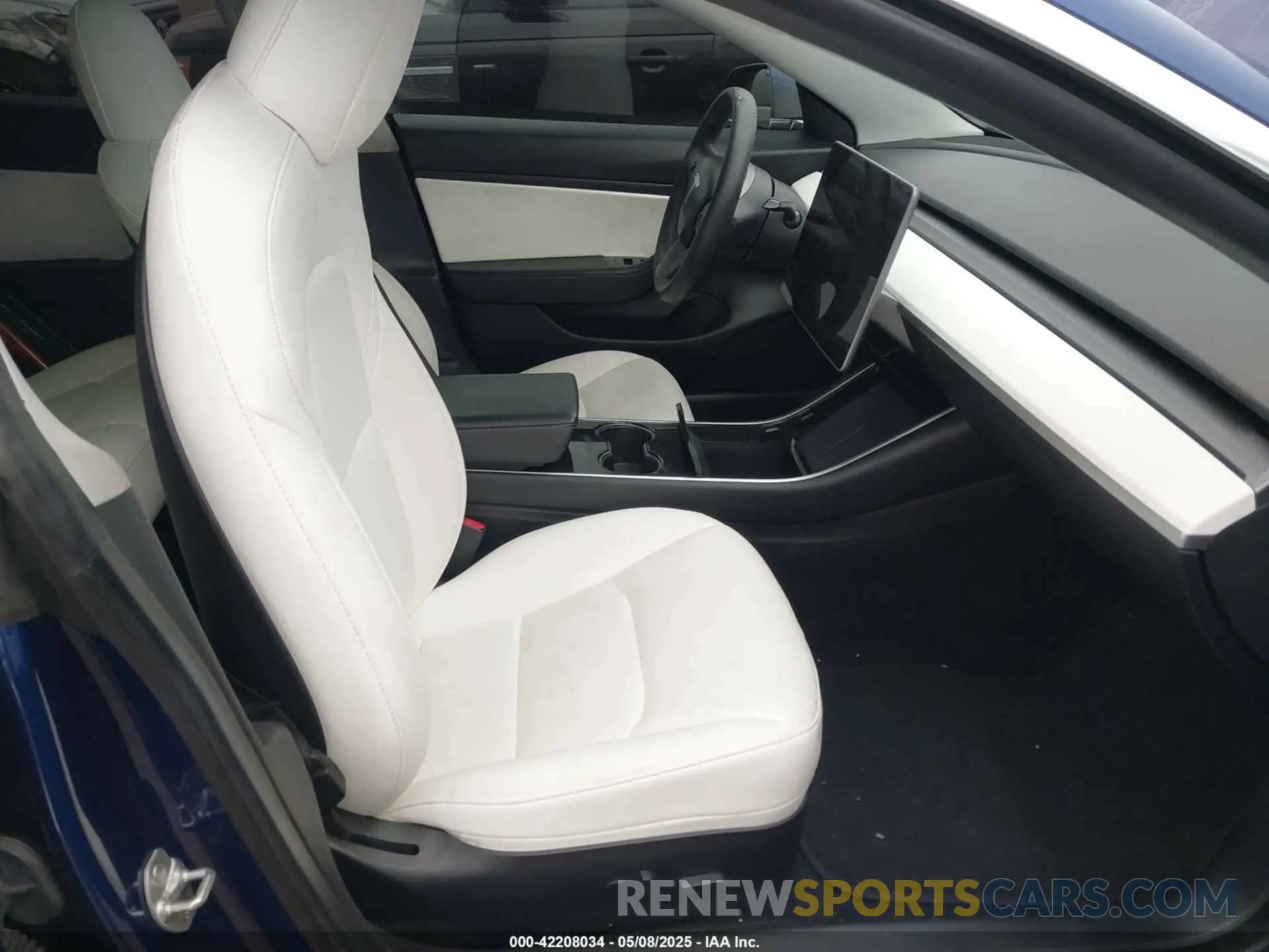 5 Photograph of a damaged car 5YJ3E1EA1LF802648 TESLA MODEL 3 2020