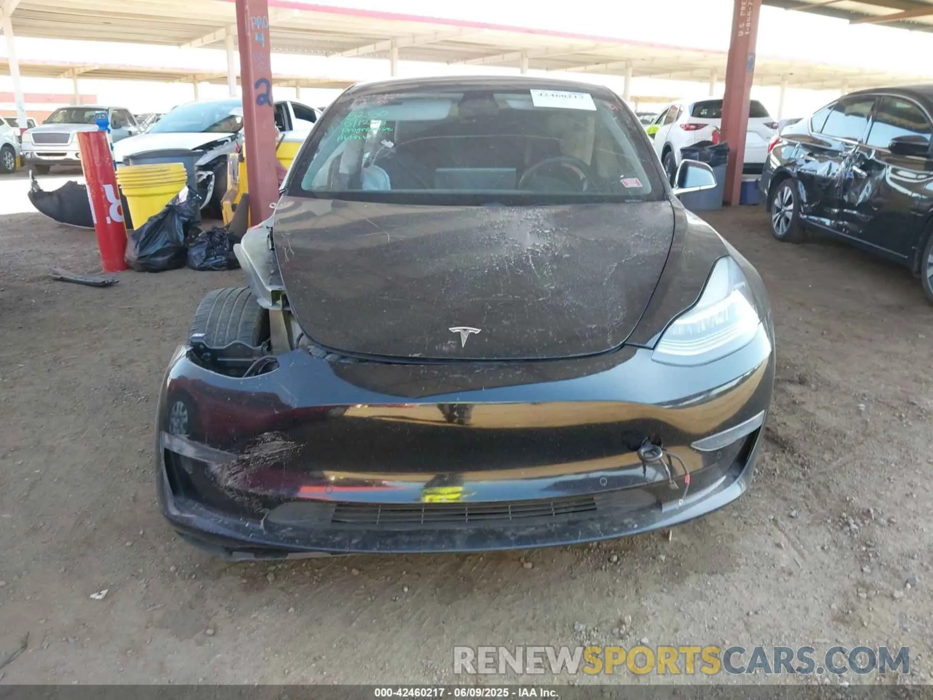13 Фотография поврежденного автомобиля 5YJ3E1EA2LF609232 TESLA MODEL 3 2020