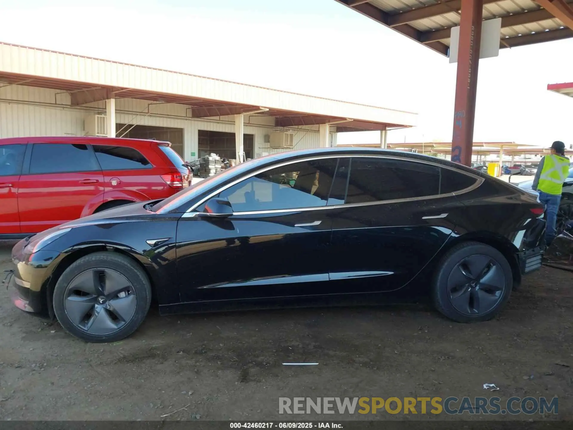 15 Фотография поврежденного автомобиля 5YJ3E1EA2LF609232 TESLA MODEL 3 2020