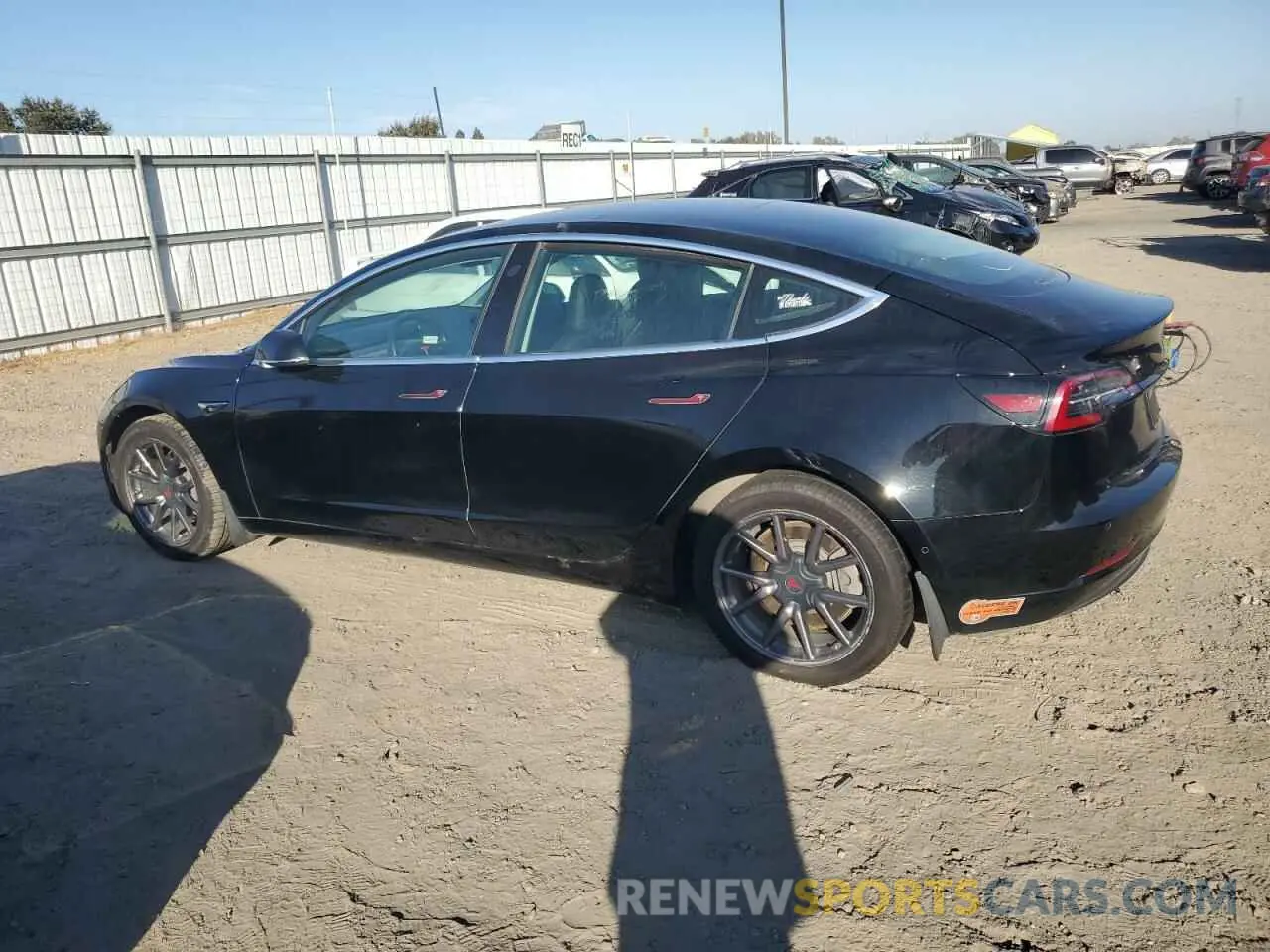 2 Фотография поврежденного автомобиля 5YJ3E1EA2LF611286 TESLA MODEL 3 2020
