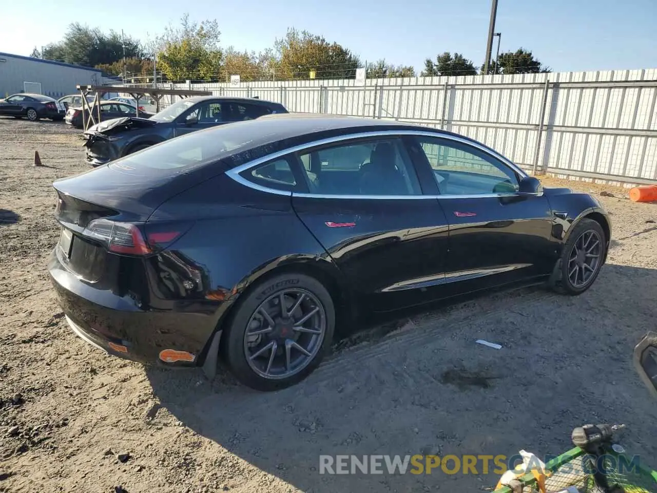 3 Фотография поврежденного автомобиля 5YJ3E1EA2LF611286 TESLA MODEL 3 2020