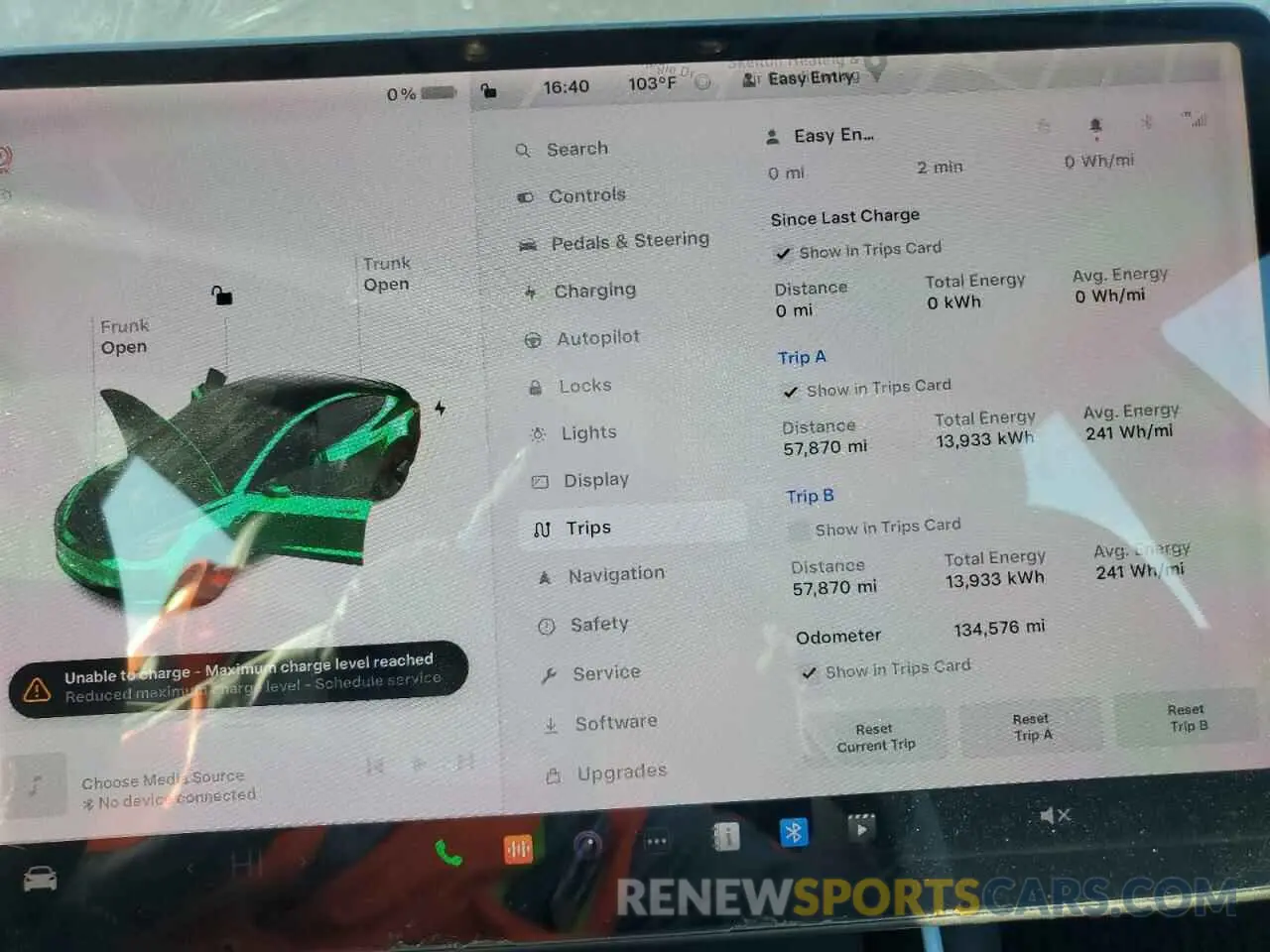 9 Фотография поврежденного автомобиля 5YJ3E1EA2LF611286 TESLA MODEL 3 2020