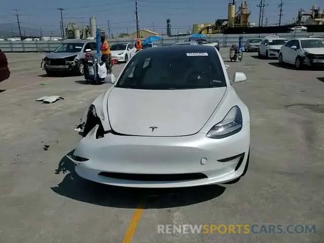 14 Photograph of a damaged car 5YJ3E1EA2LF635023 TESLA MODEL 3 2020