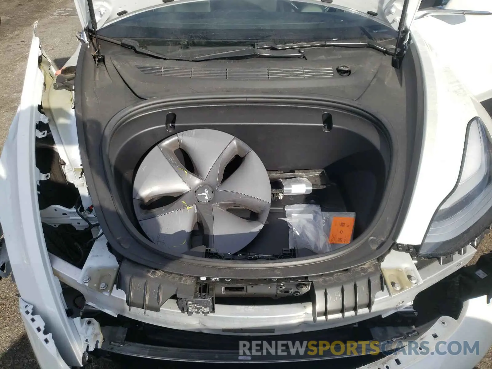 7 Photograph of a damaged car 5YJ3E1EA2LF644885 TESLA MODEL 3 2020