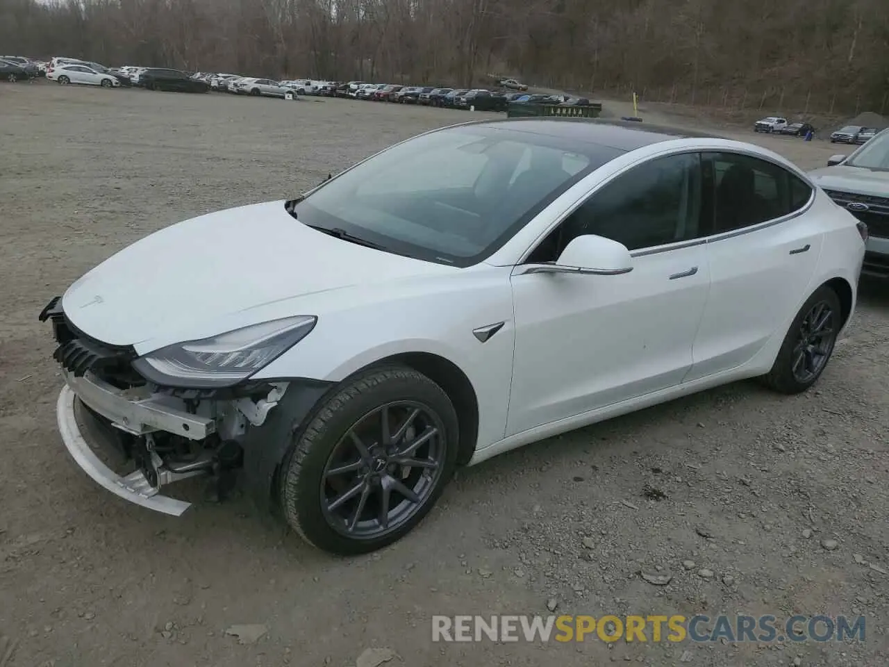 1 Photograph of a damaged car 5YJ3E1EA2LF645406 TESLA MODEL 3 2020