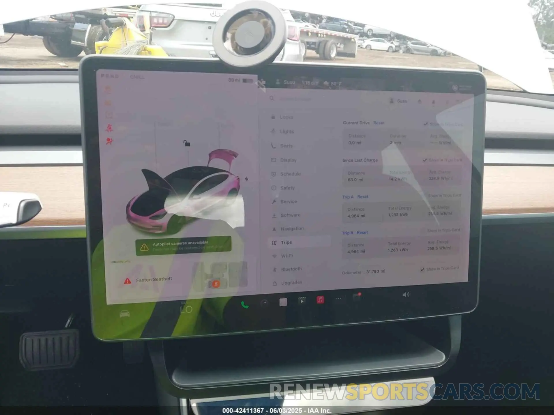 7 Photograph of a damaged car 5YJ3E1EA2LF659760 TESLA MODEL 3 2020