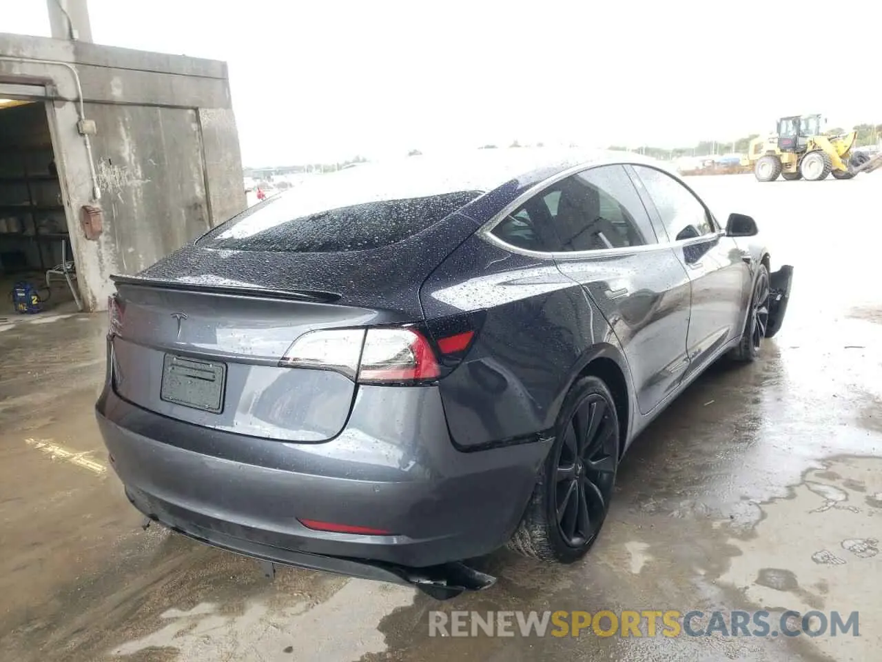 4 Photograph of a damaged car 5YJ3E1EA2LF662609 TESLA MODEL 3 2020