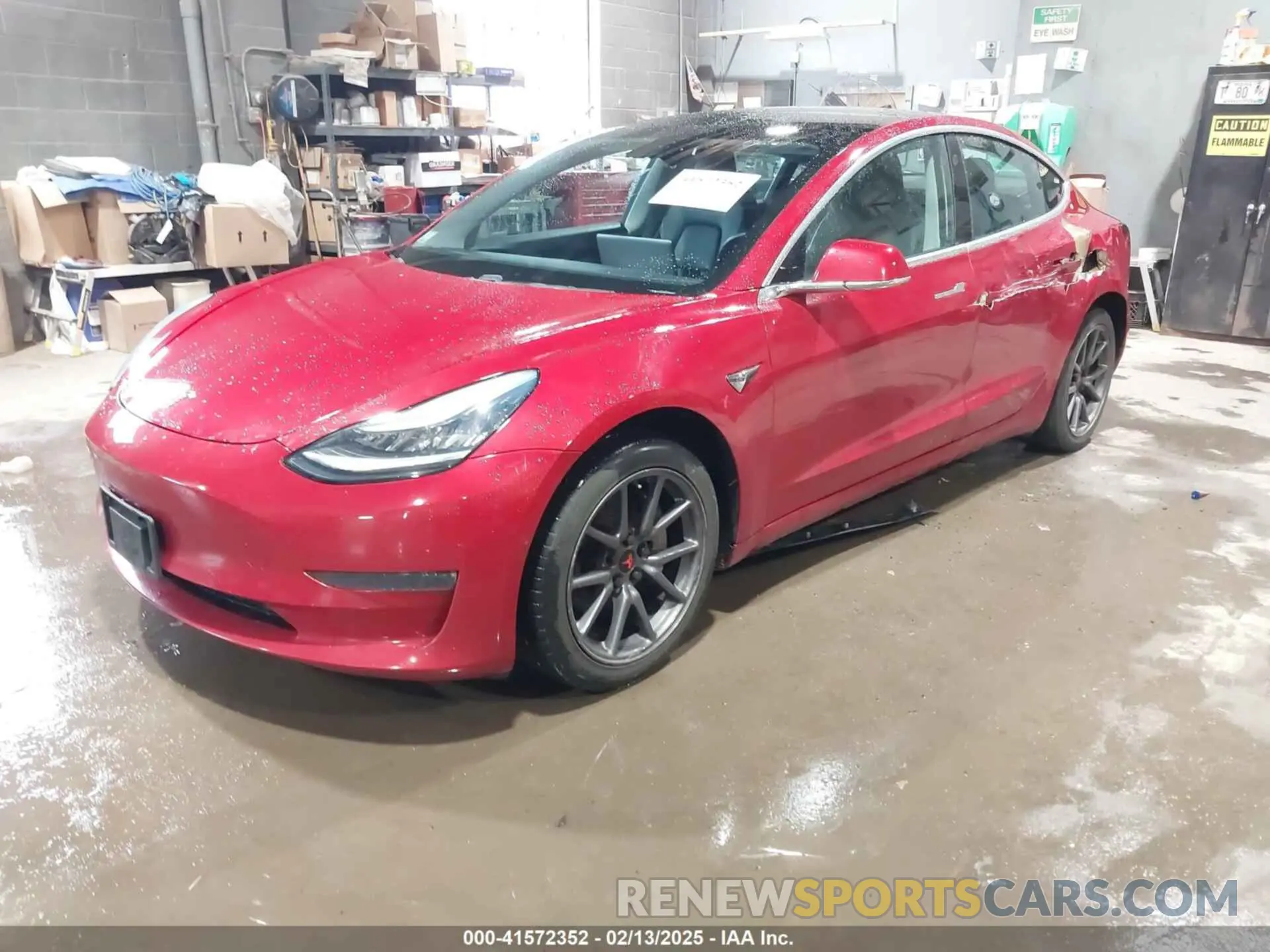 2 Photograph of a damaged car 5YJ3E1EA2LF705670 TESLA MODEL 3 2020