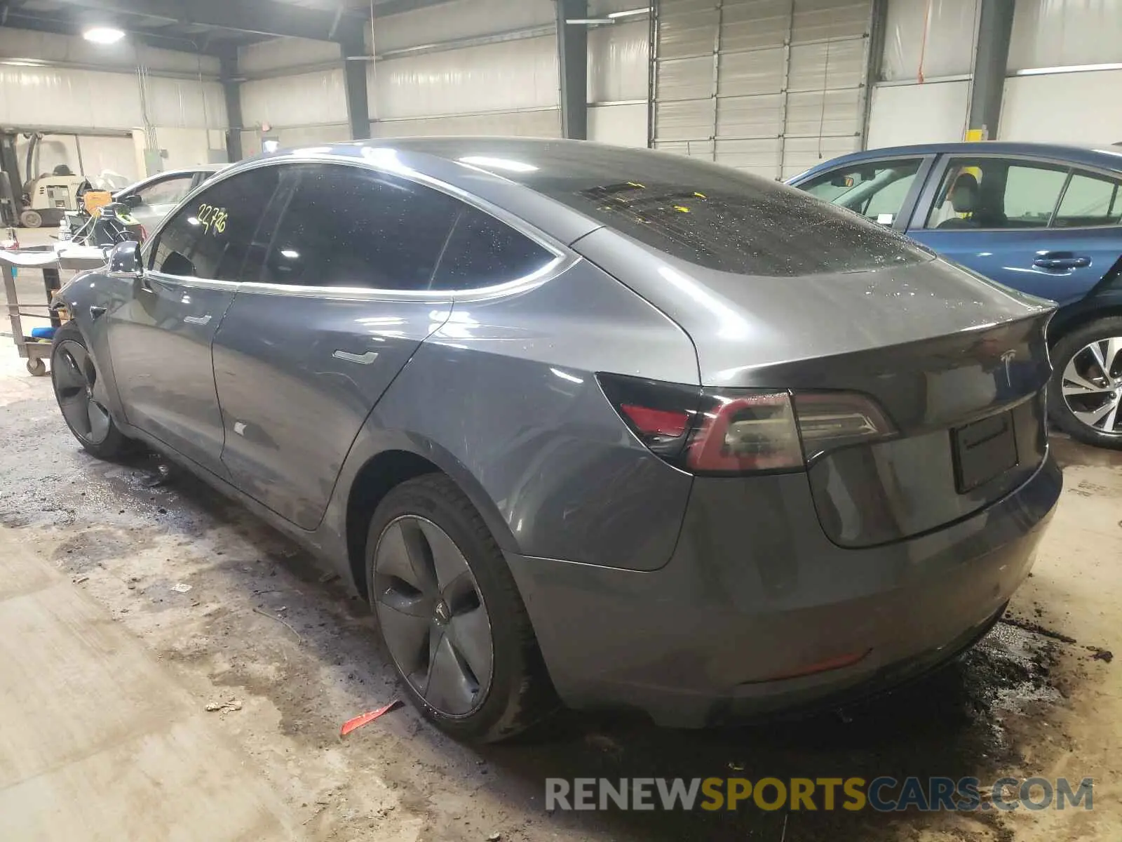 3 Photograph of a damaged car 5YJ3E1EA2LF738121 TESLA MODEL 3 2020